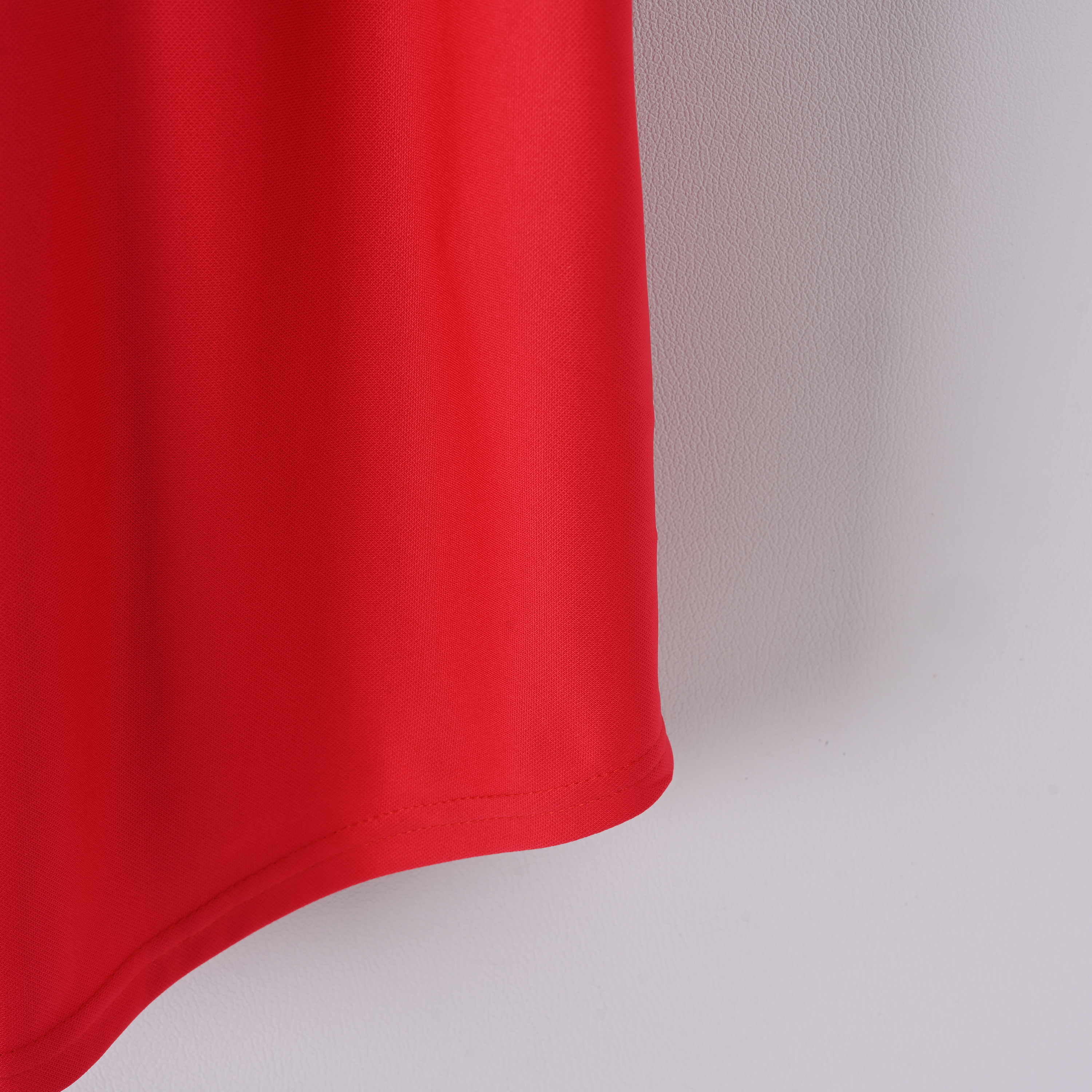 2000/2001 Retro Liverpool HomeFootball shirt 1:1 Thai Quality!