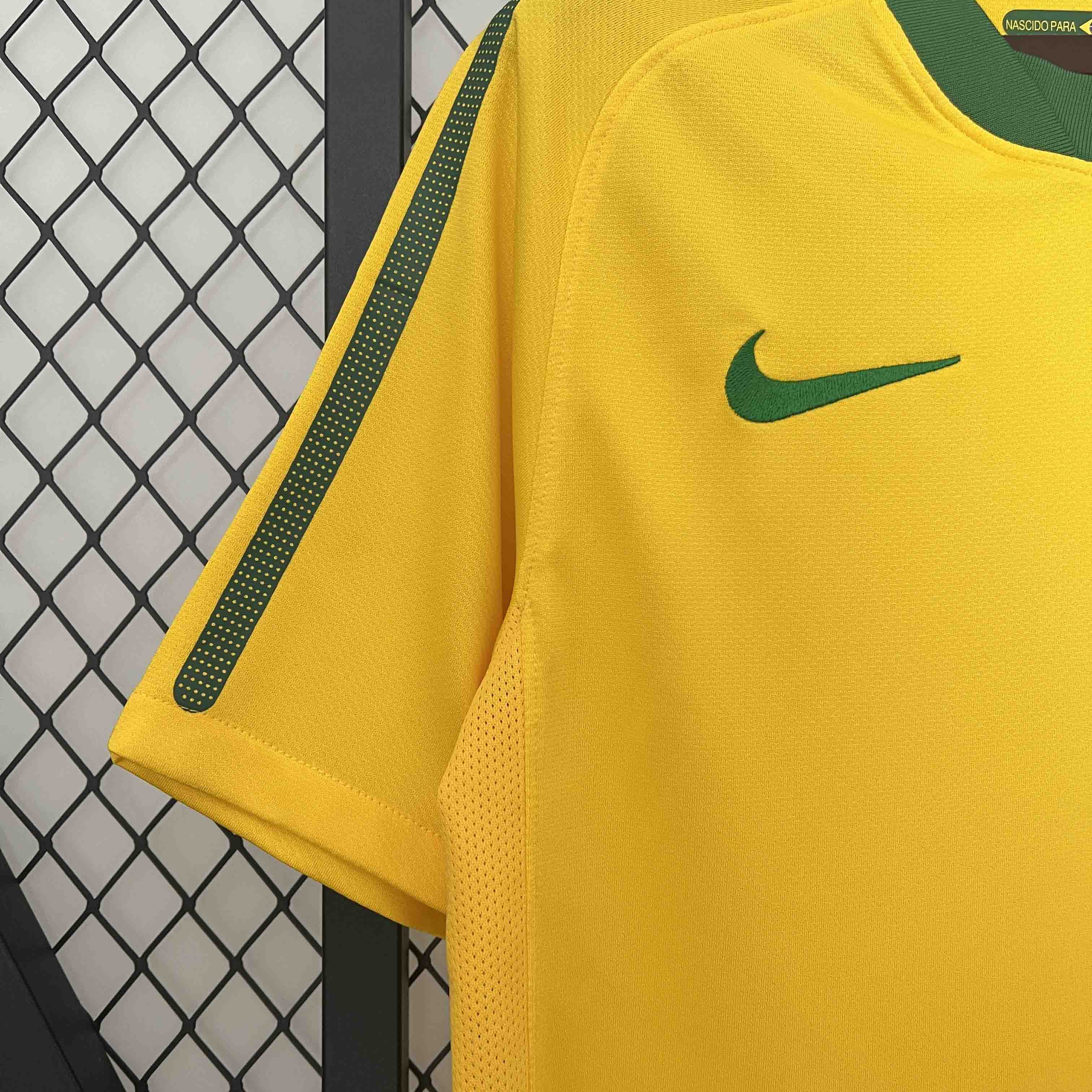 2010 Retro Brazil Home Football Shirt 1:1Thai Quality