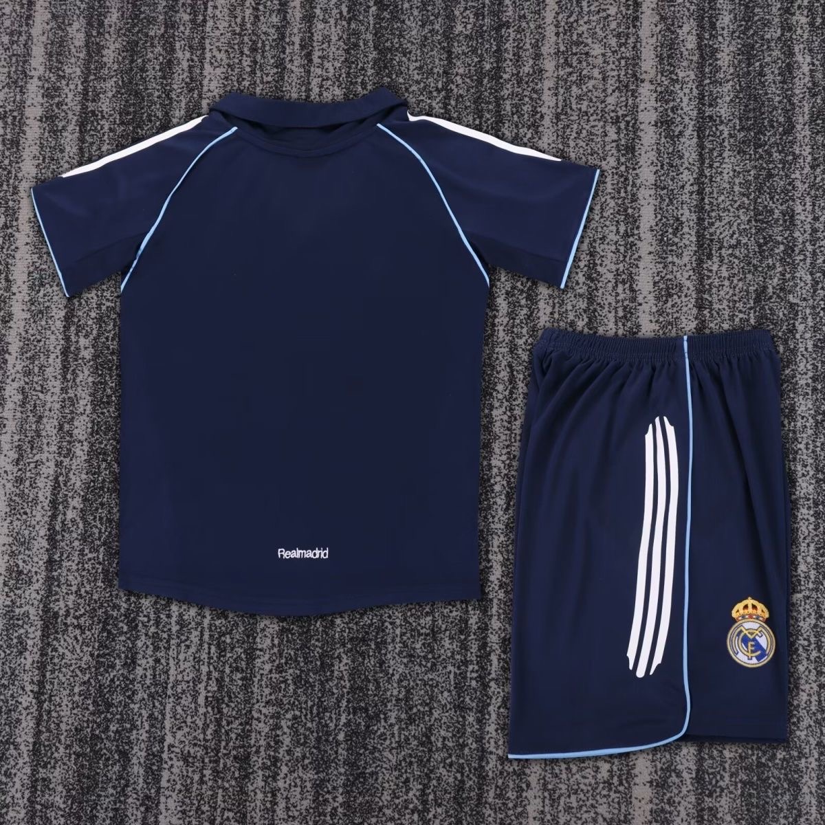 2005/2006 Retro Real Madrid AwayFootball shirt Kids Size 1:1 Thai Quality