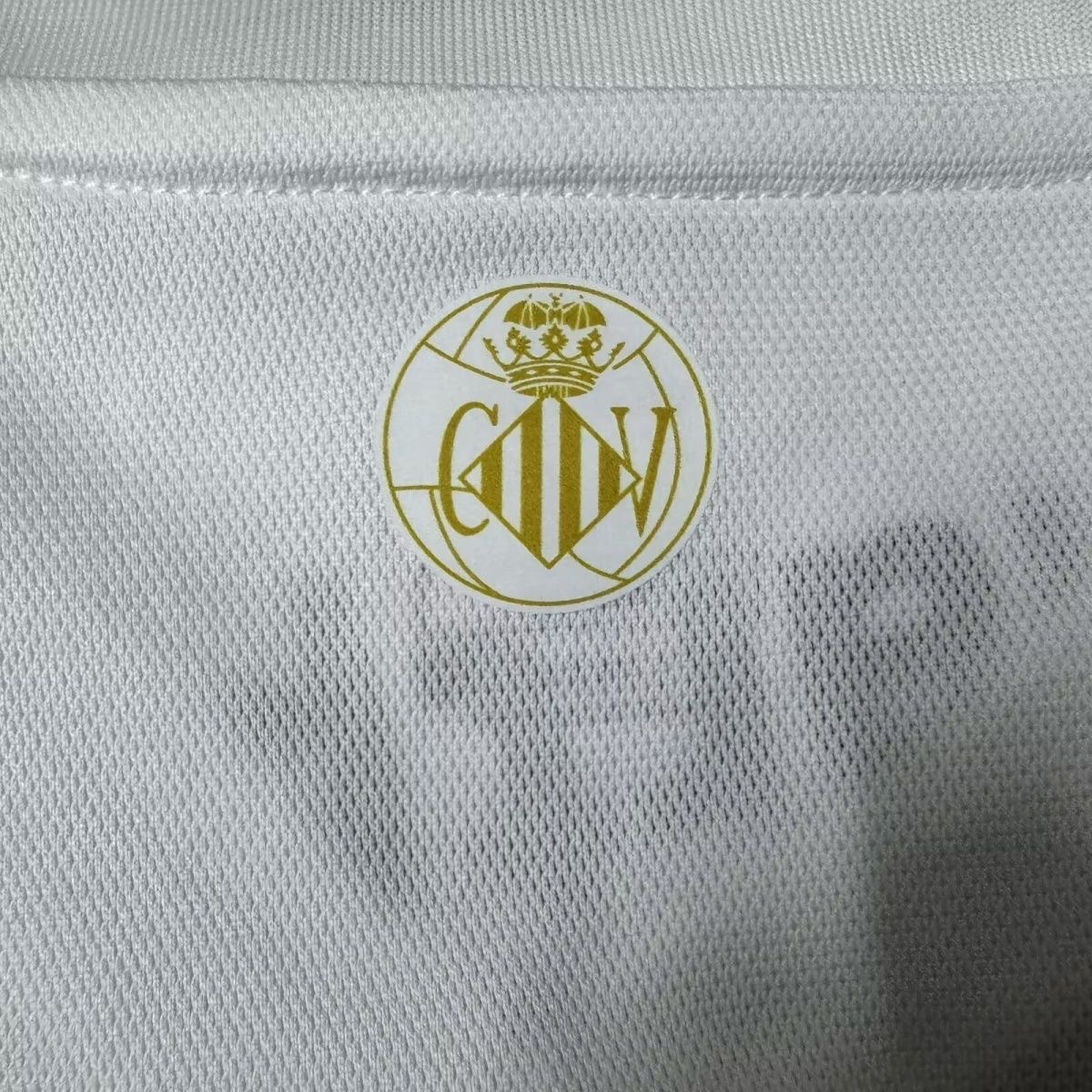 2018/2019 Retro Valencia Home FootballShirt 1:1 Thai Quality