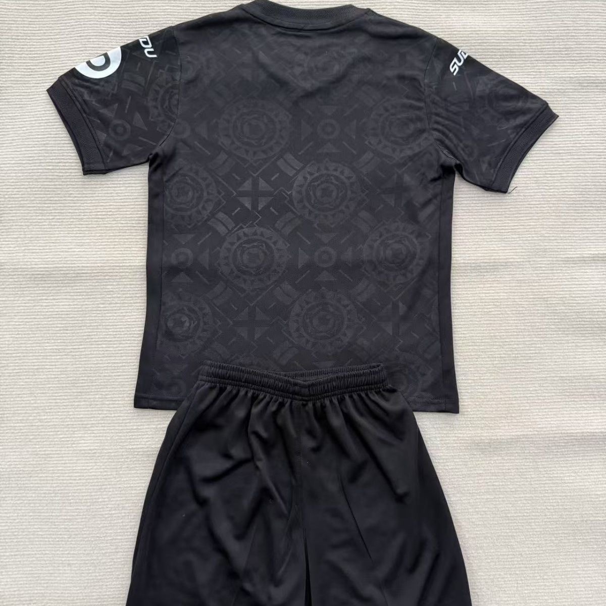 2025/2026 Wolverhampton GoalkeeperFootball Shirt Kids Size 1:1 Thai Quality