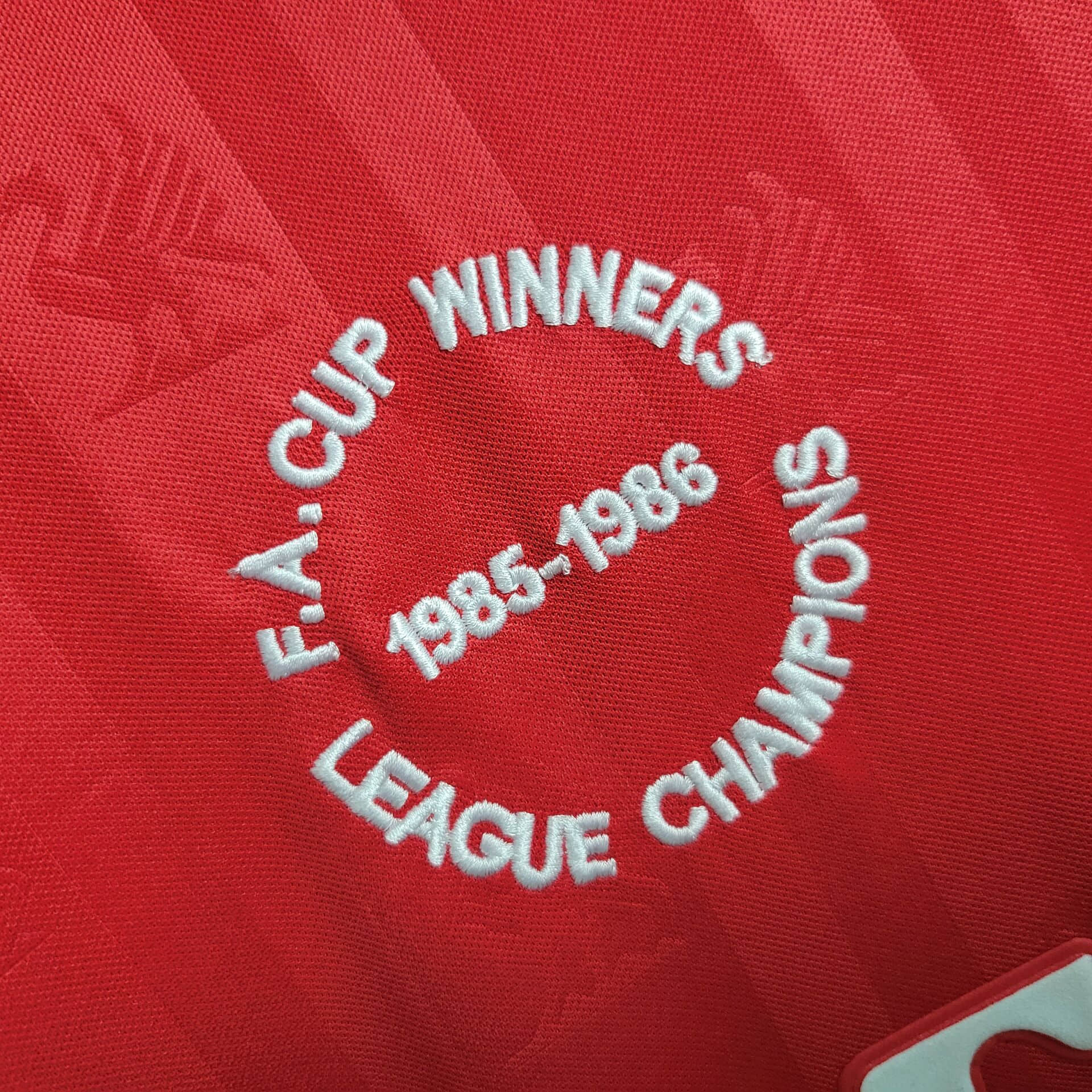 1985/1986 Retro Liverpool Home Football Shirt