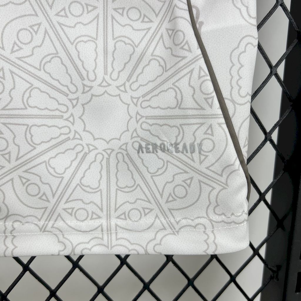 2025/2026 Nottingham Forest AwayFootball Shirt 1:1 Thai Quality