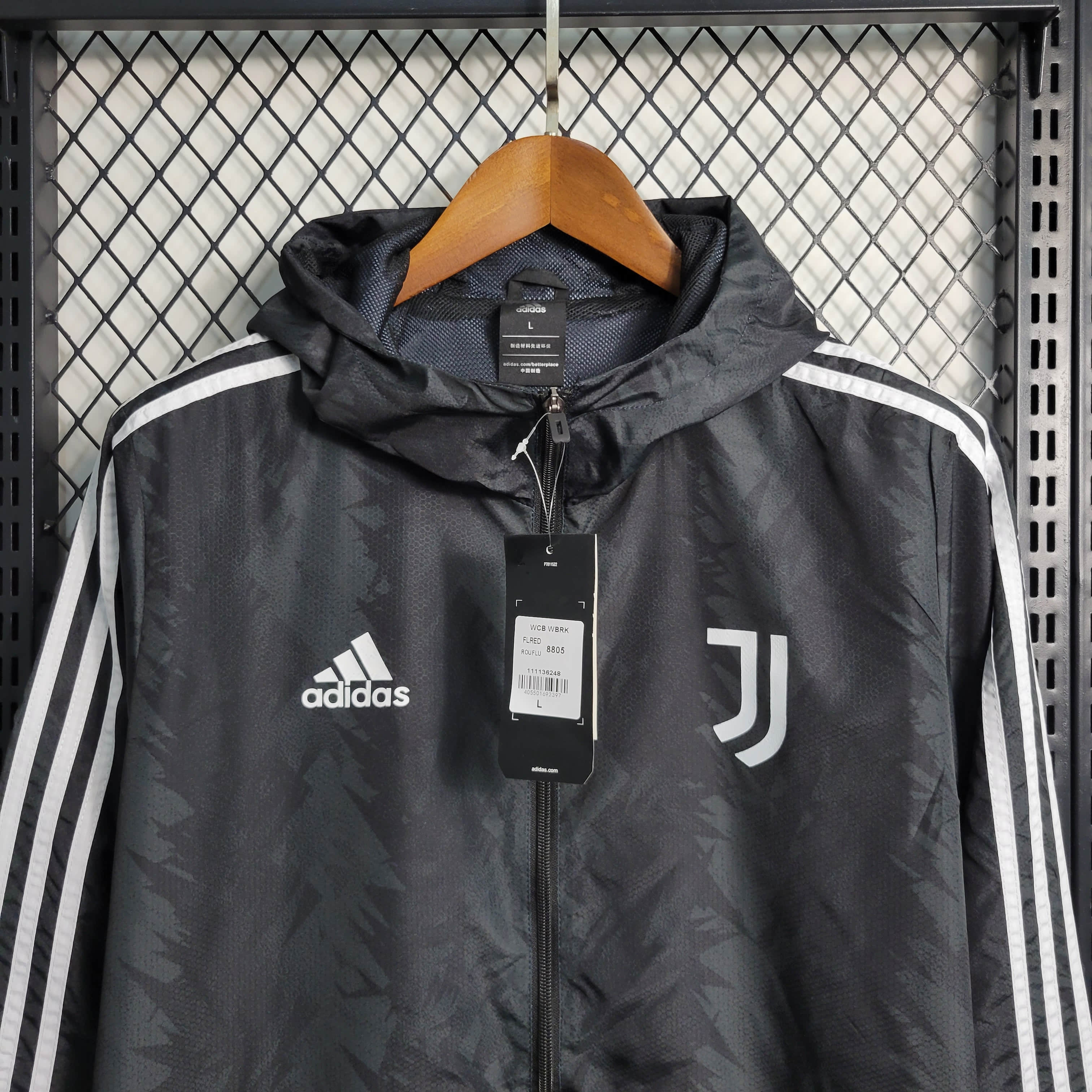 2023/2024 Juventus Windbreaker Black Football Shirt