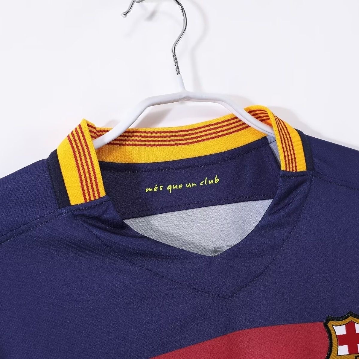 2015/2016 Retro Long Sleeve BarcelonaHome Football Shirt 1:1 Thai Quality!