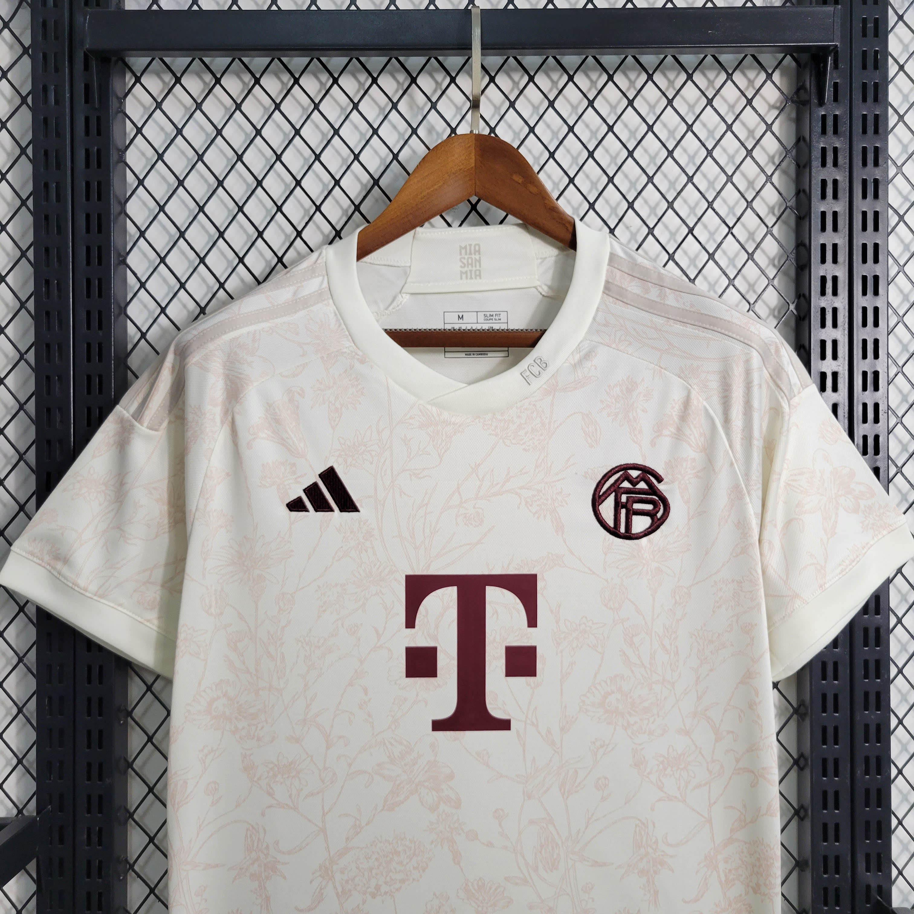 2023/2024 Bayern Munchen Third Away Football Shirt