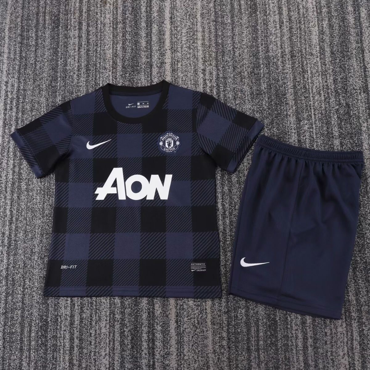 2013/2014 Retro Manchester UnitedAway Football Shirt Kids Size