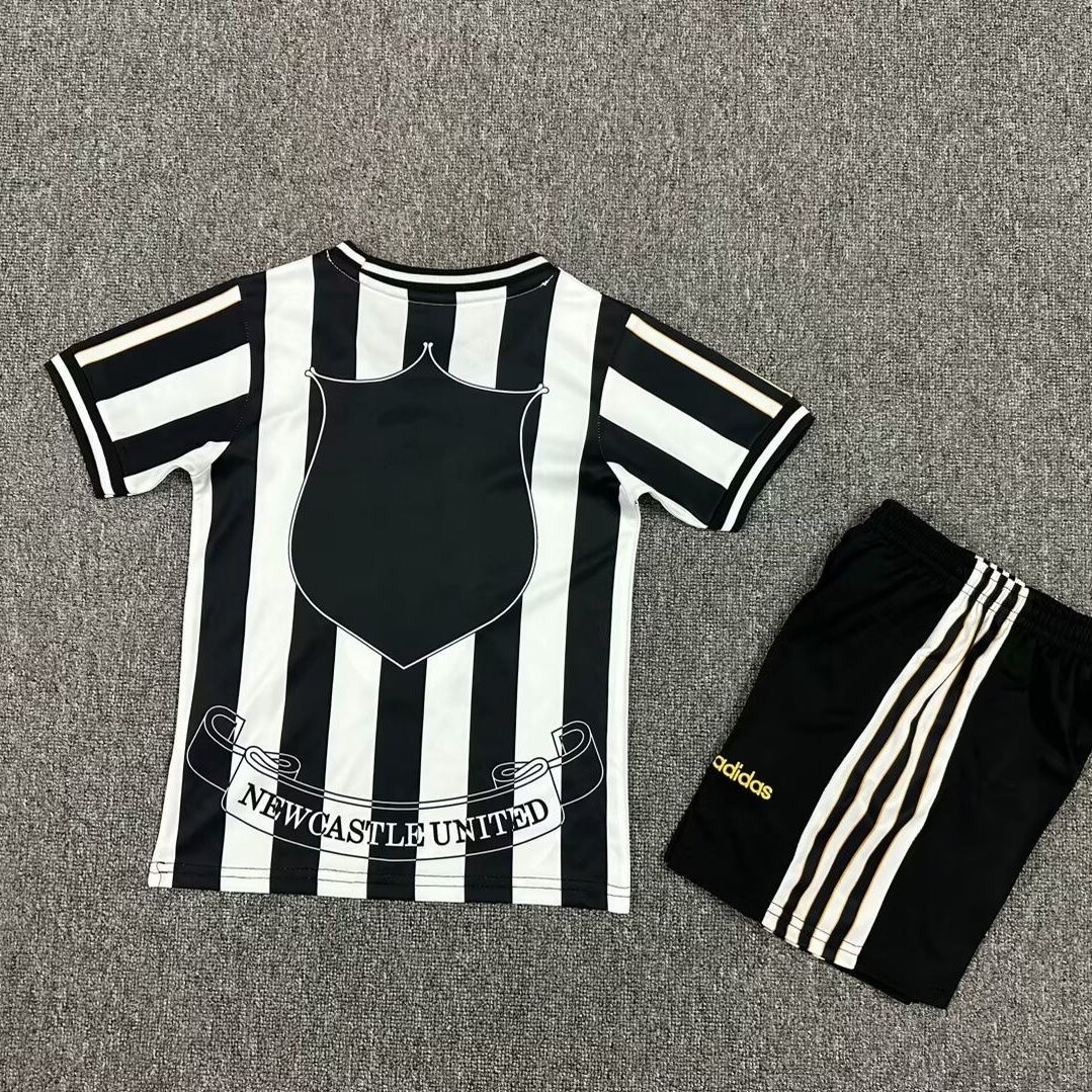 1997/1999 Retro Newcastle United HomeFootball Shirt Kids Size 1:1 Thai Quality!