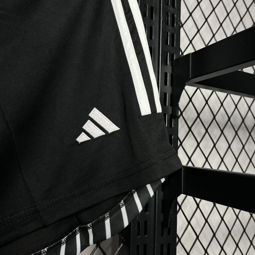 2024/2025 Colo Colo Home Shorts