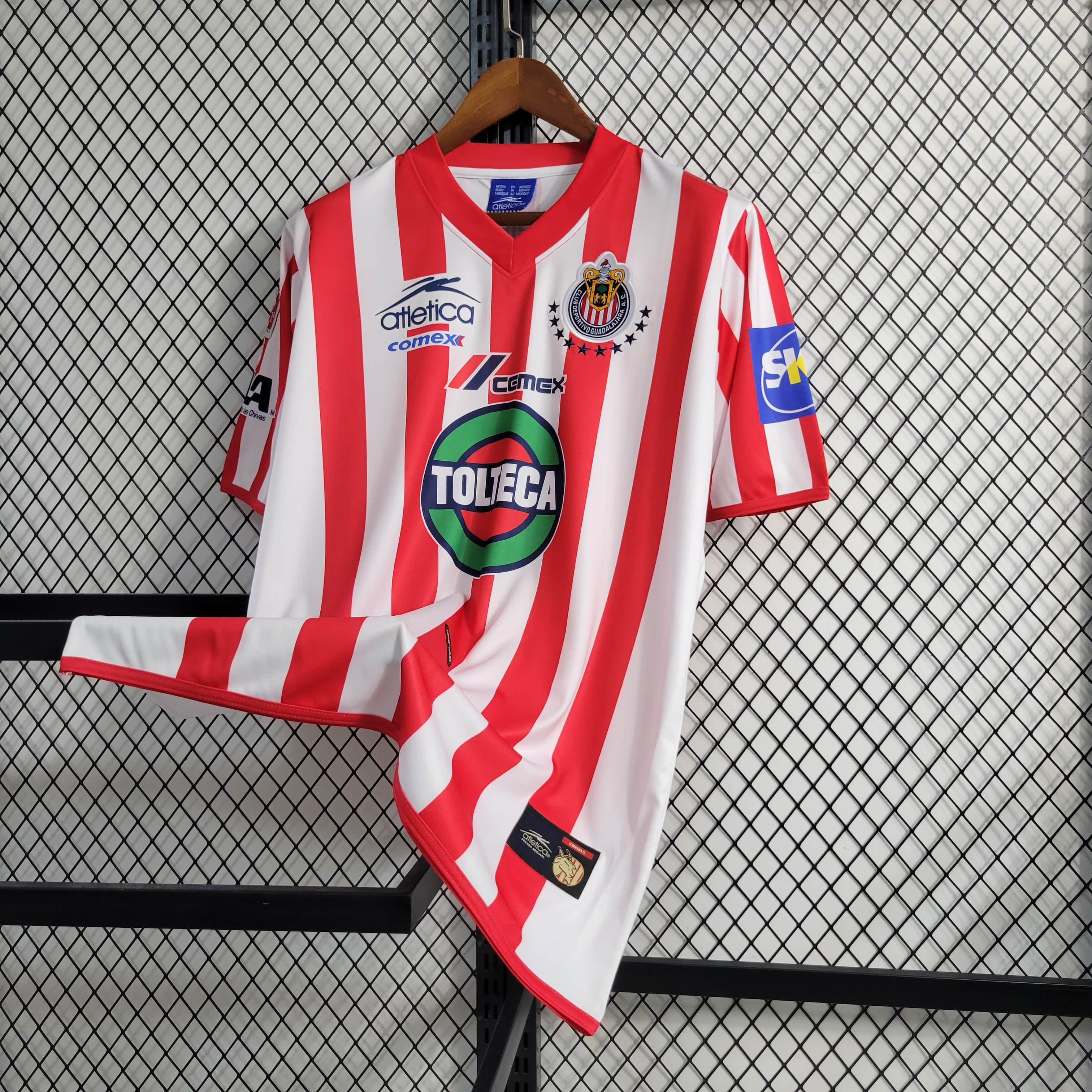 2001/2002 Retro Chivas de Guadalajara Home Football Shirt