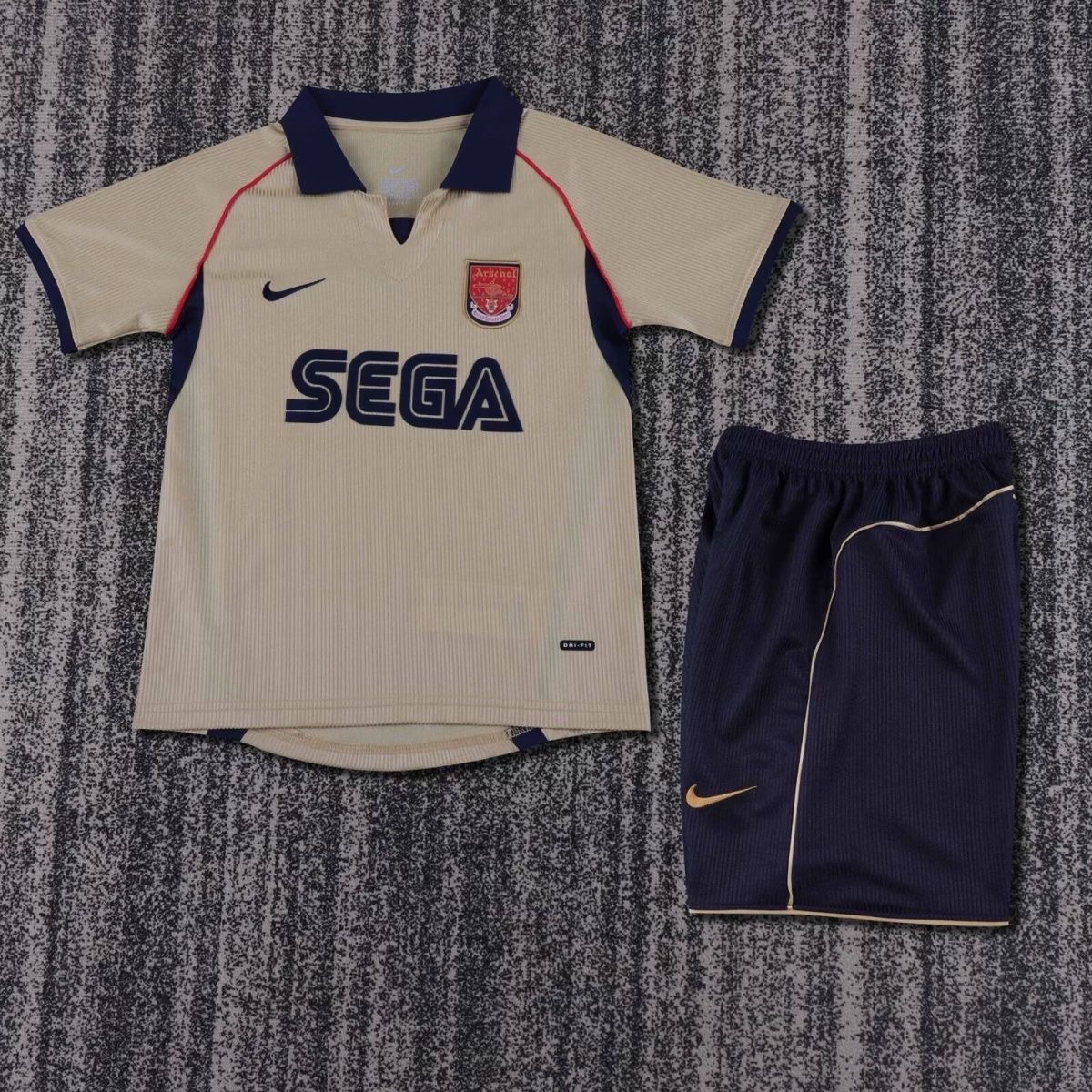 2001/2002 Retro Arsenal Away FootballShirt kids Size 1:1 Thai Quality