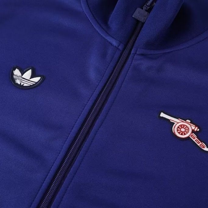2025/2026Arsenal Long Zipped Jacket  Football Shirt Set