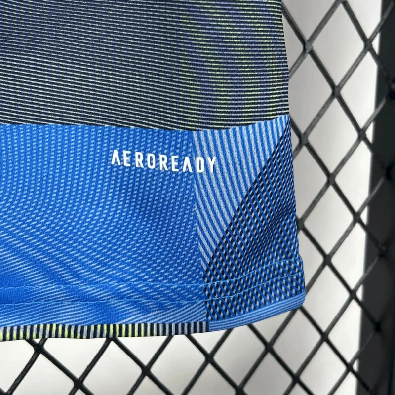 2025/2026 Real Madrid Training WearFootball Shirt Kids Size