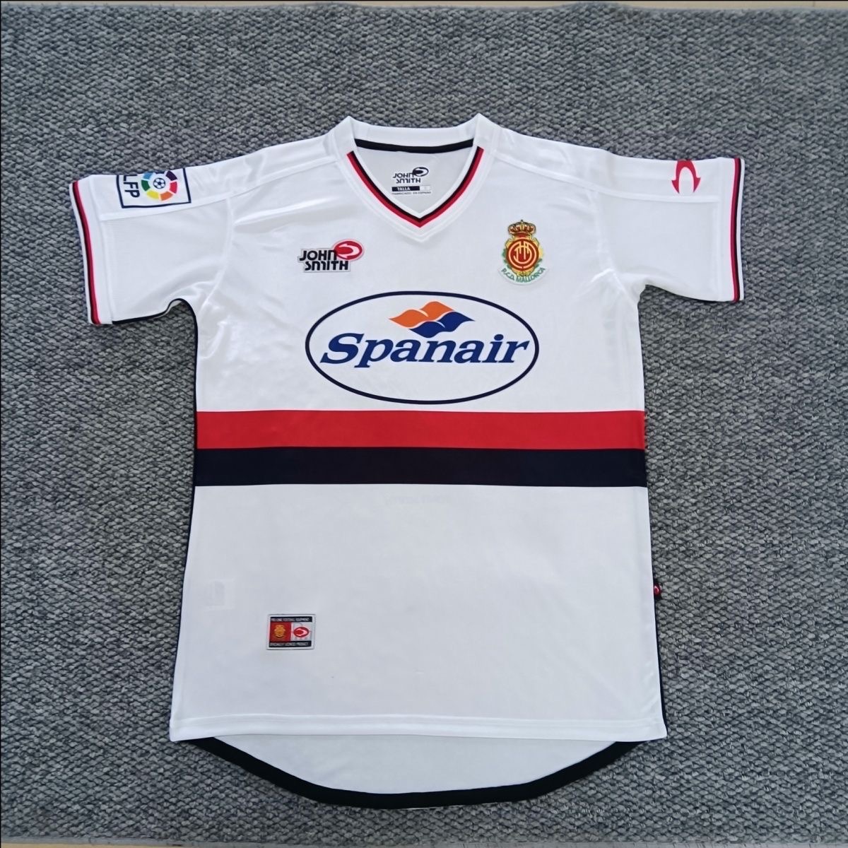 2001/2002 Retro RcD Mallorca WhiteFootball shirt 1:1 Thai Quality