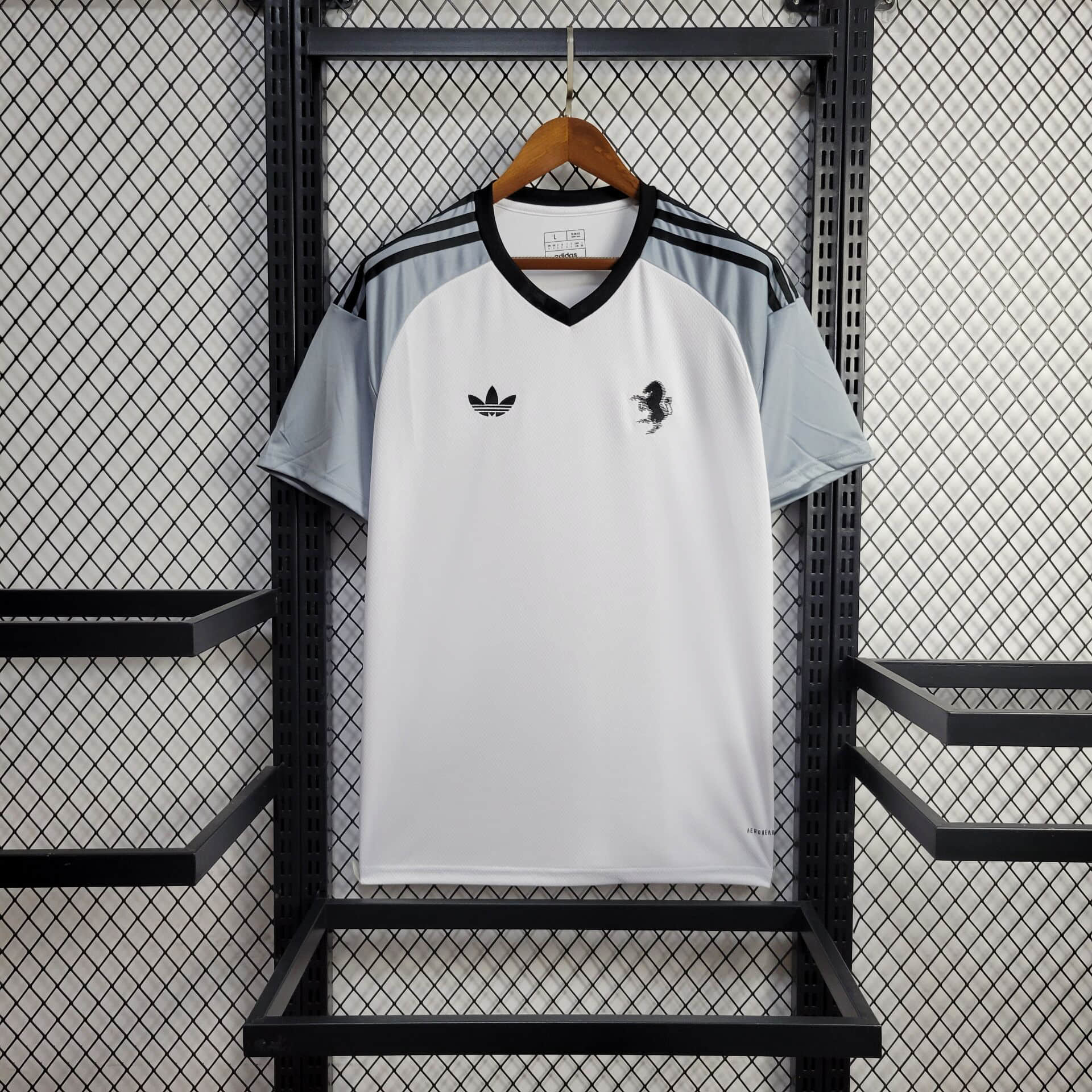 2024/2025 Juventus Goalkeeper Football Shirt