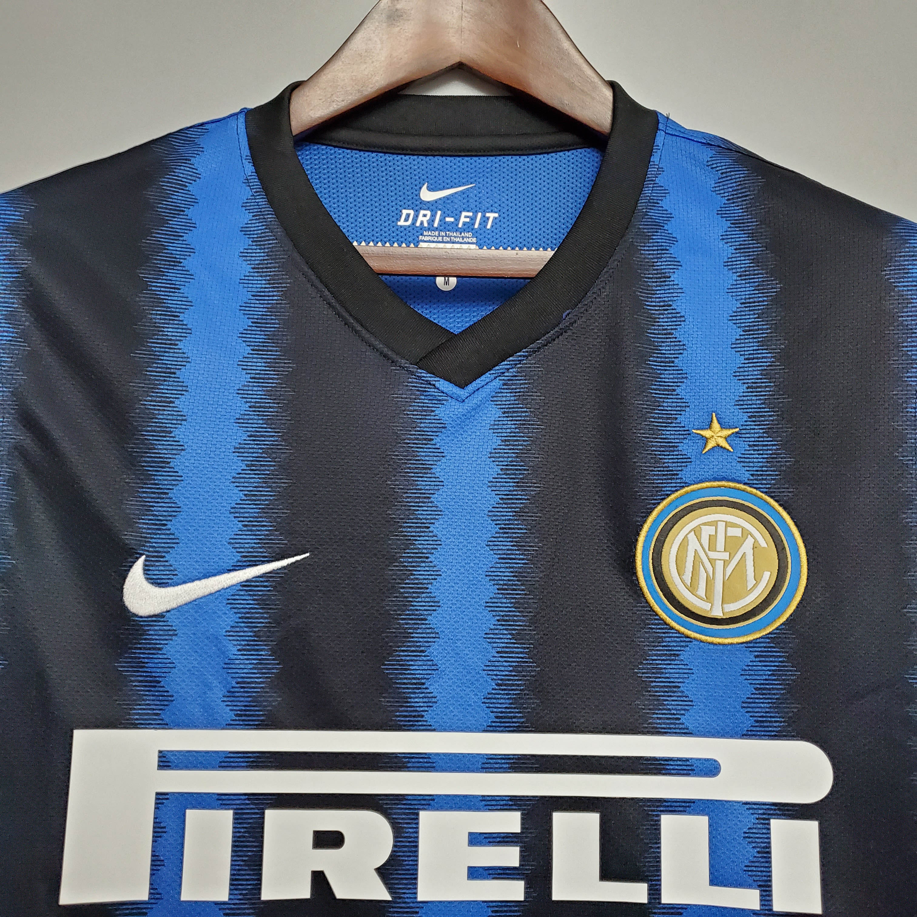 2010/2011 Retro Inter Milan Home Football Shirt 1:1 Thai Qualit
