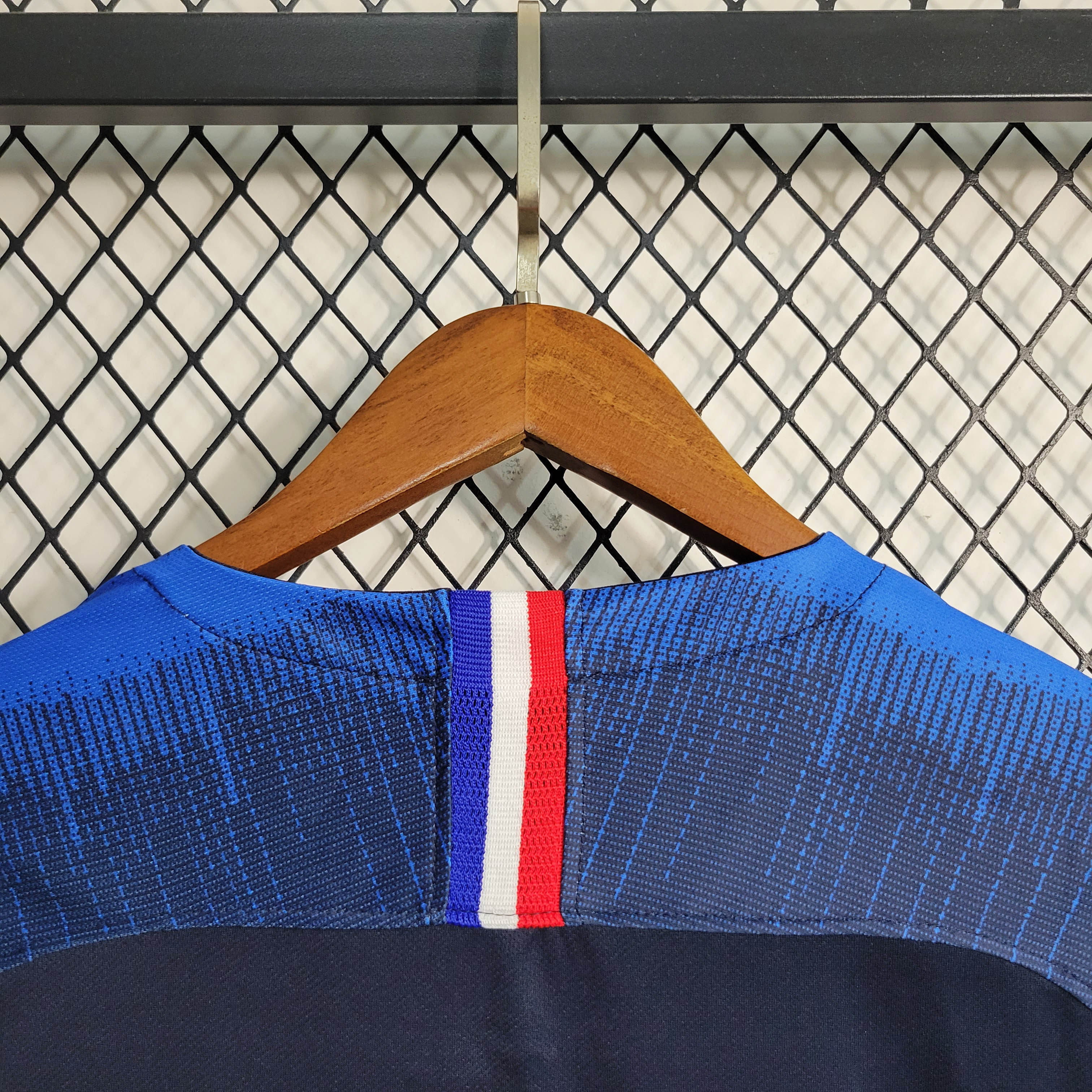 2018 Retro Long Sleeve France Home Football Shirt