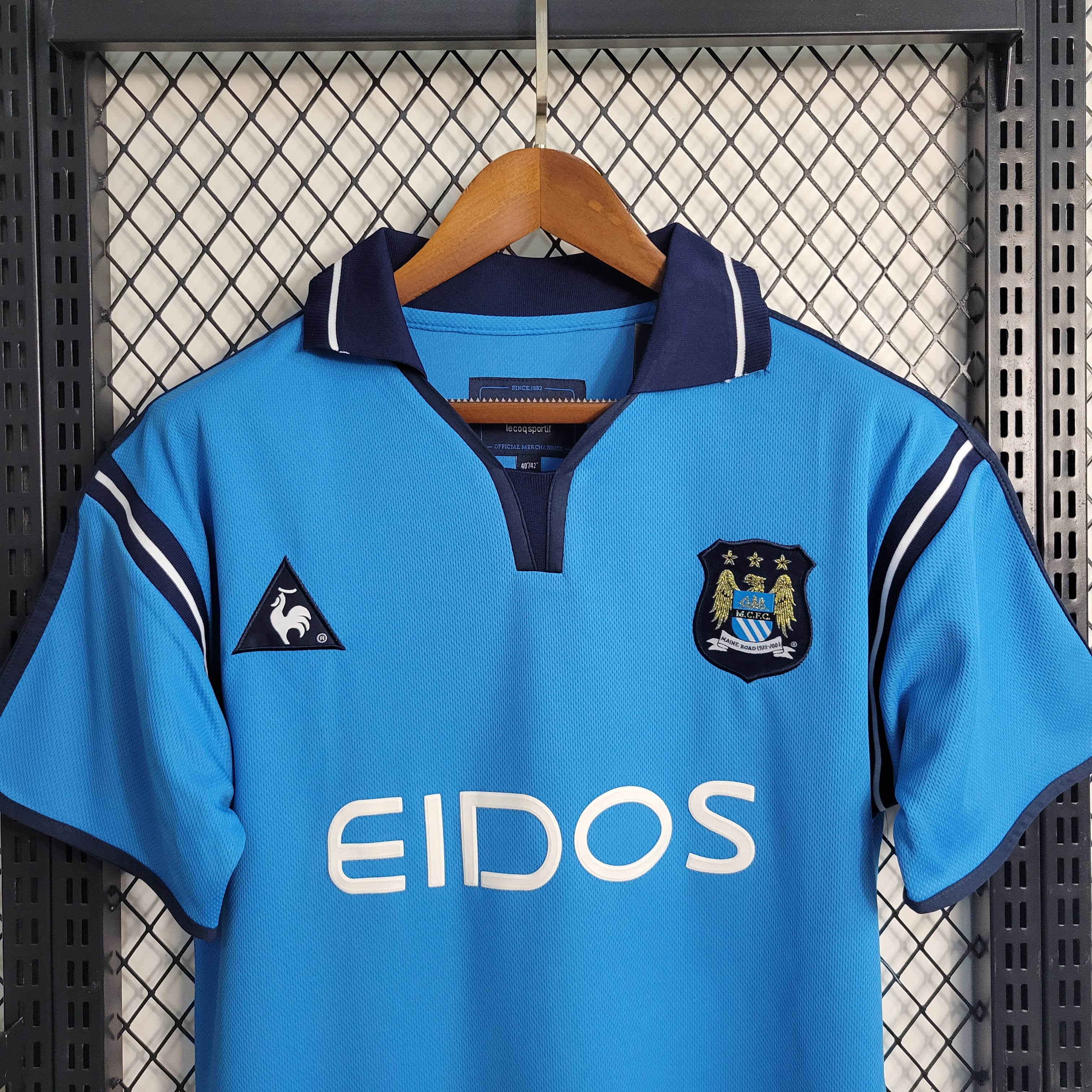 2001/2002 Retro Manchester City Home Football Shirt