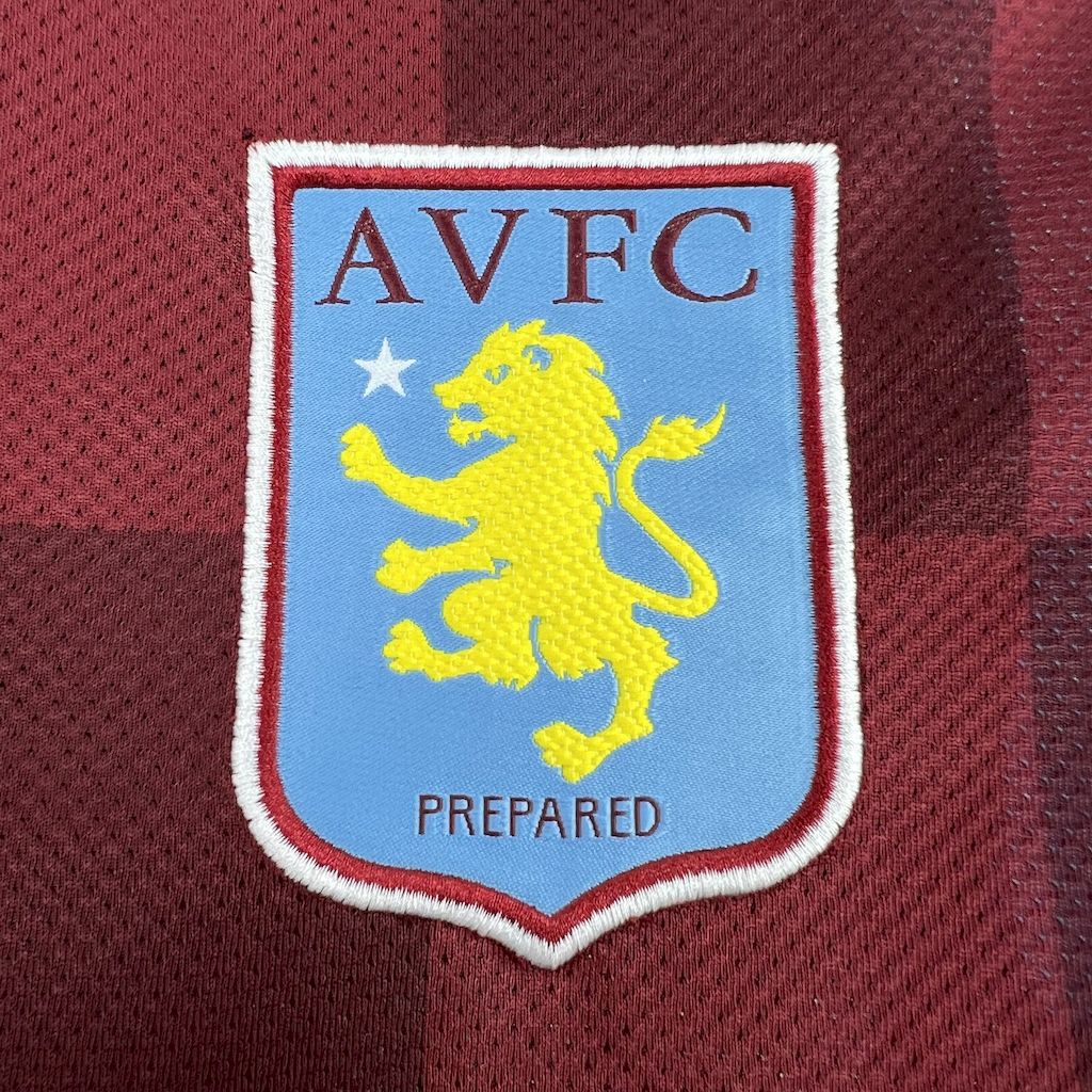 2011/2012 Retro Aston Villa HomeFootball shirt 1:1 Thai Quality