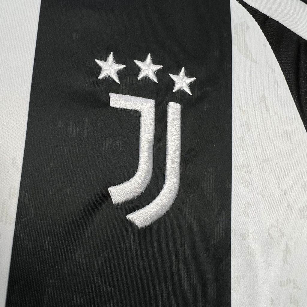 2024/2025 Juventus Home Football Shirt