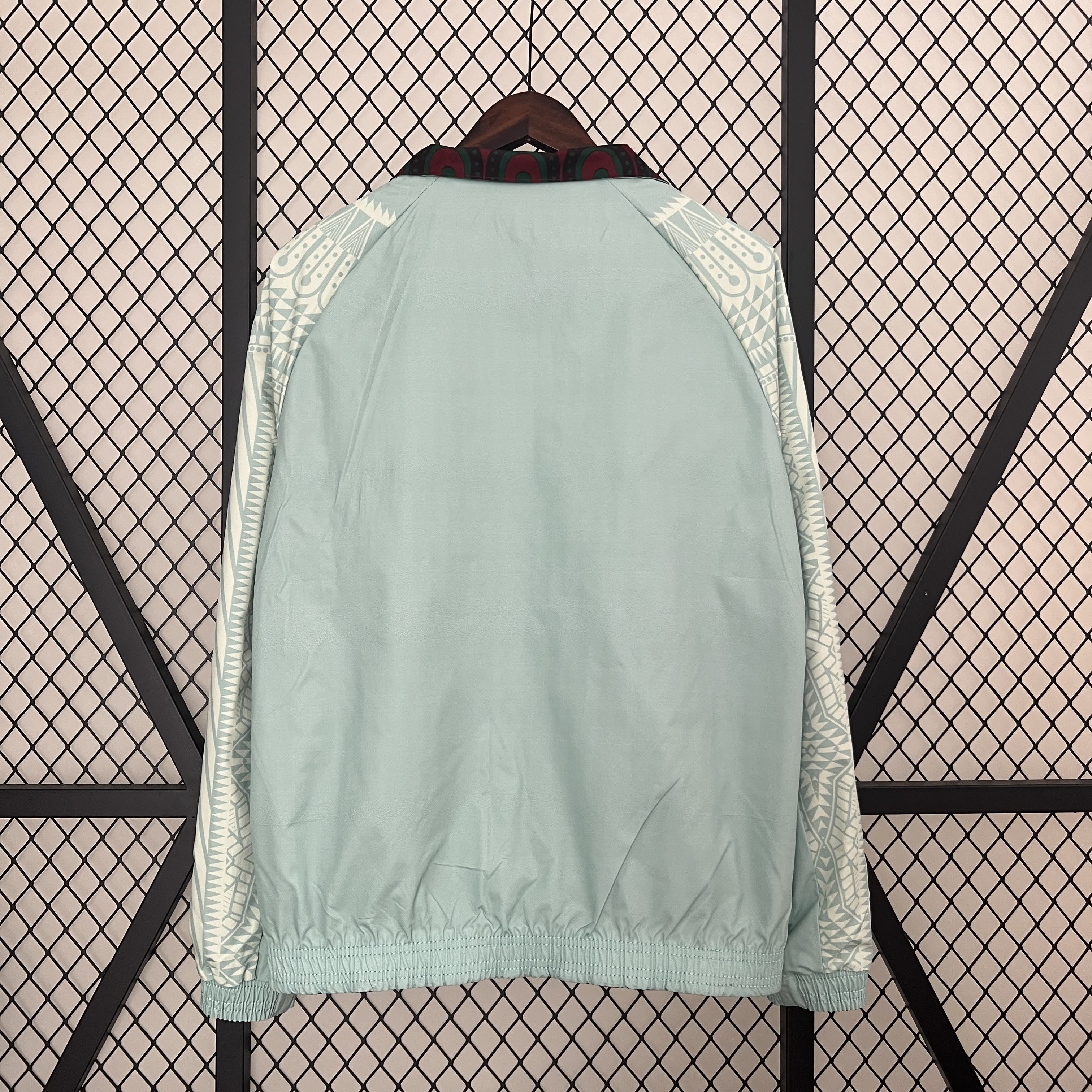 2024/2025 Manchester City Reversible Windbreaker Football Shirt