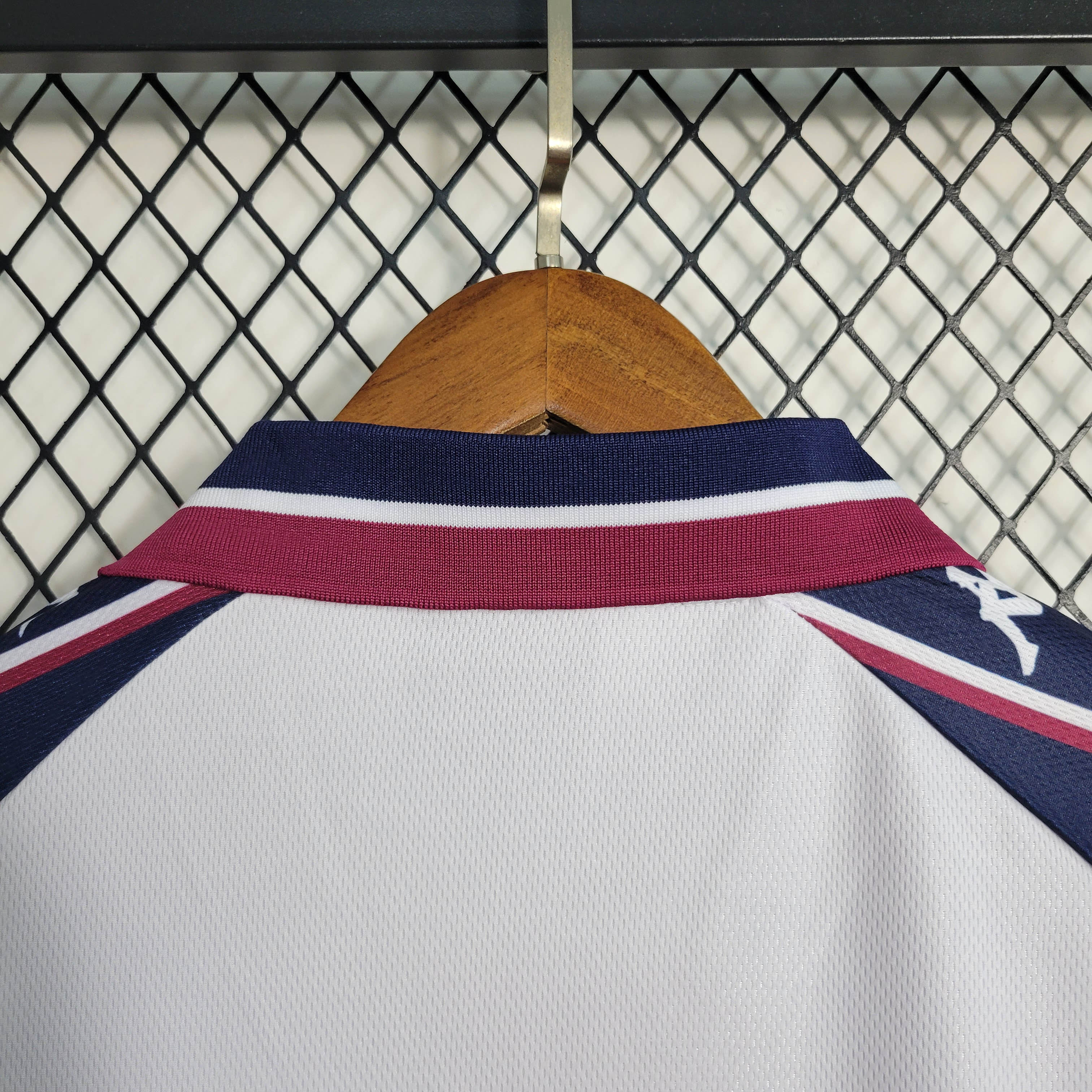 1997/1998 Retro Manchester City Away Football Shirt