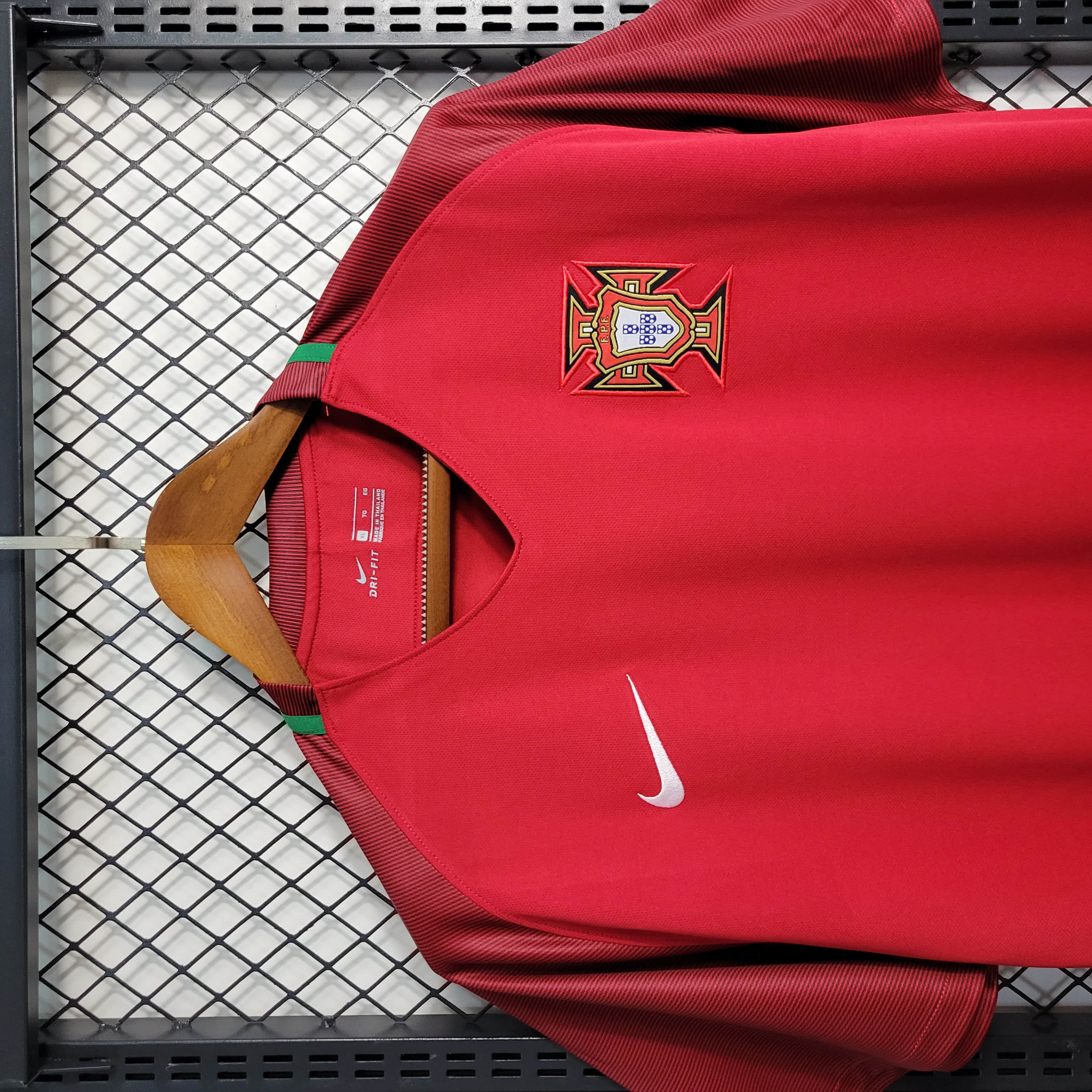 2016 Retro Portugal Away Football Shirt