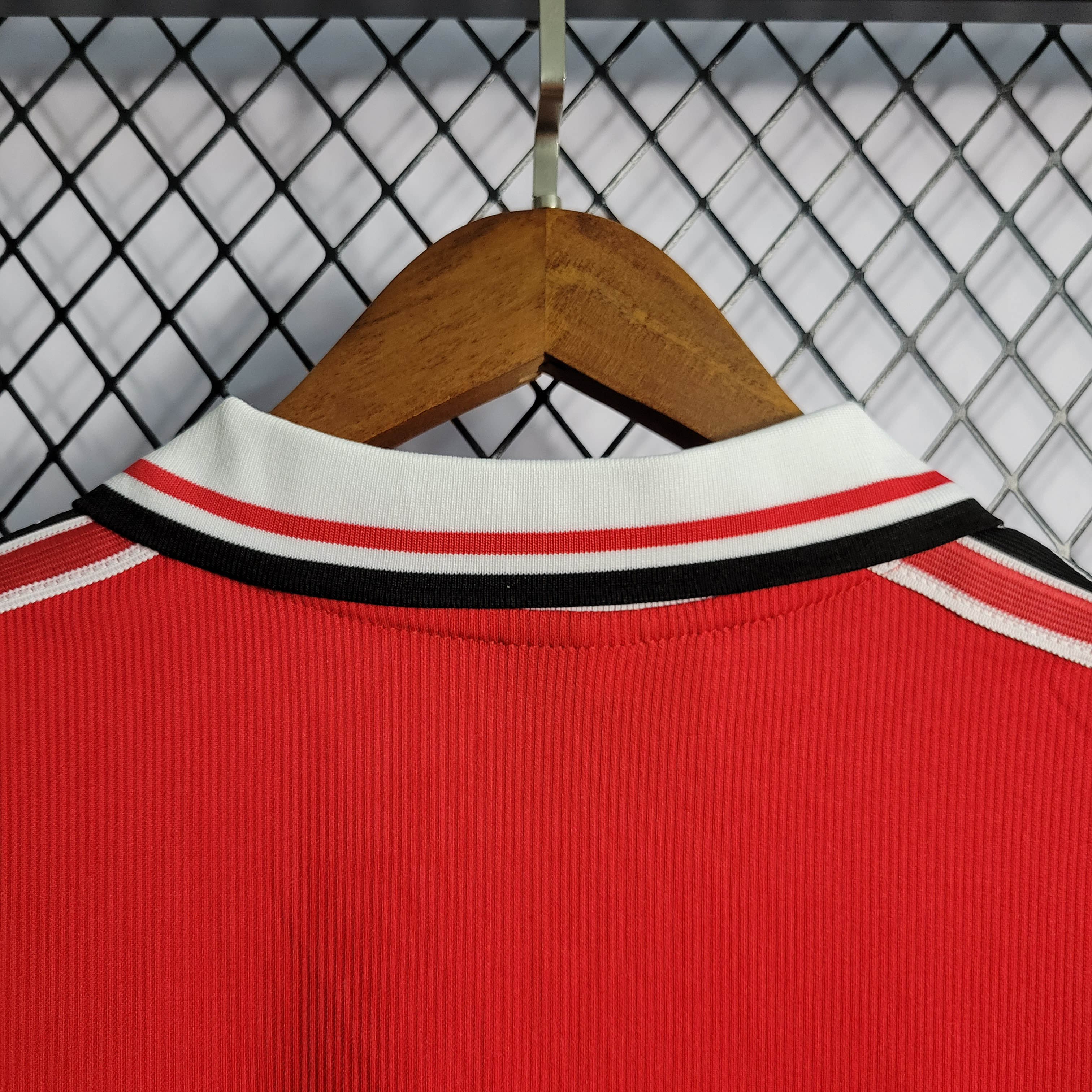 1998/1999 Retro Long Sleeve Manchester United Home Football Shirt