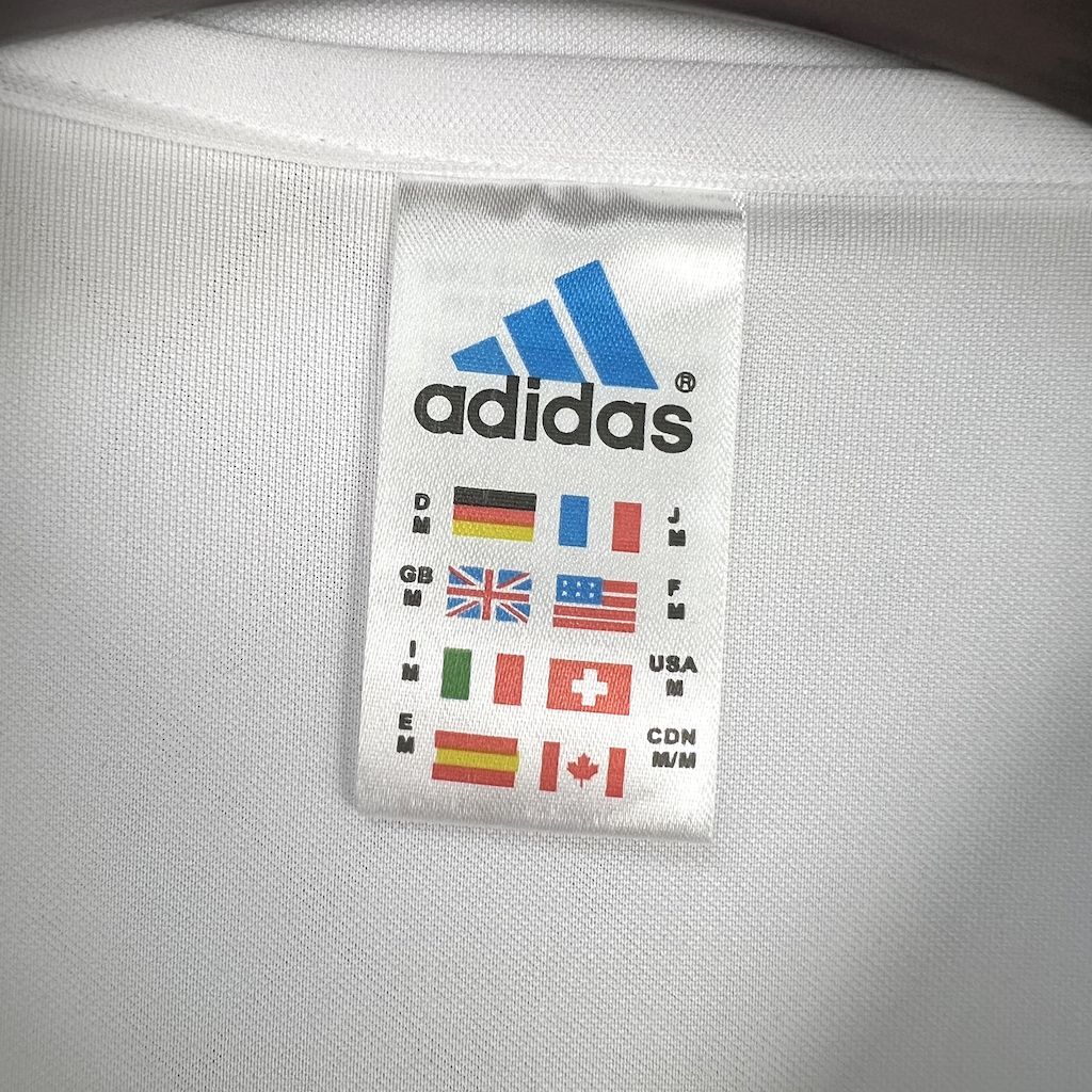 2001/2002 Retro Real Madrid Home Football Shirt