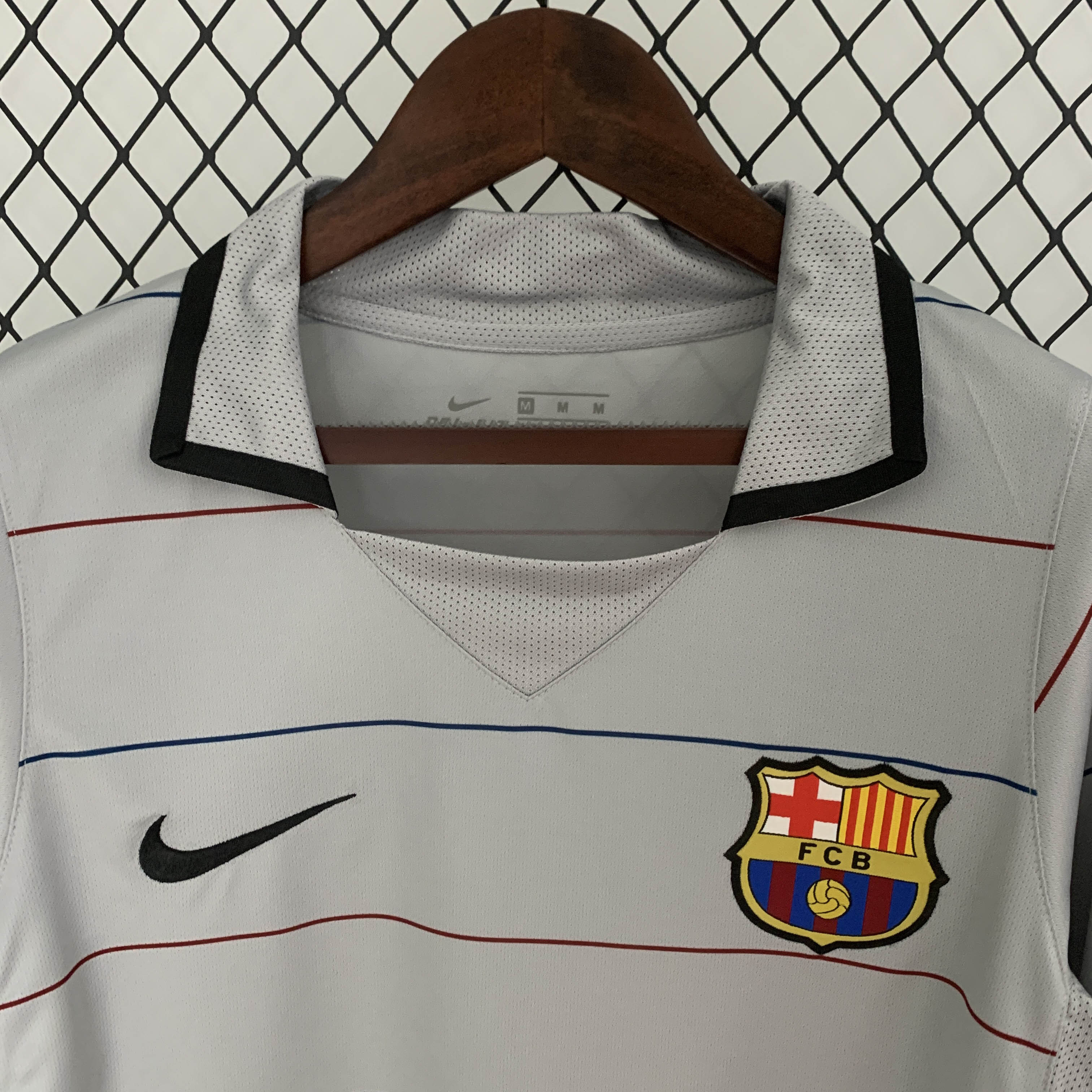 2003/2005 Retro Barcelona Away Football Shirt