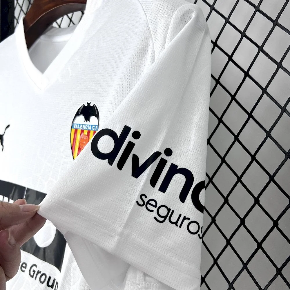 2025/2026 Valencia Home Football Shirt 1:1 Thai Quality