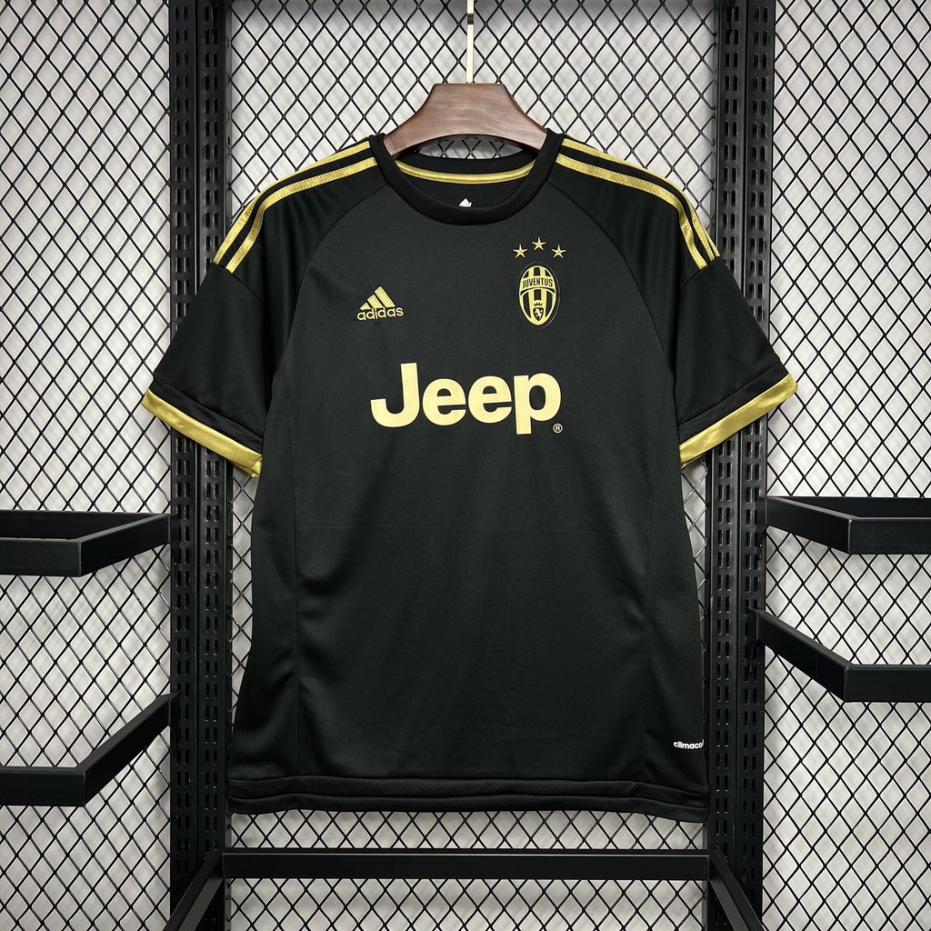 2015/2016 Retro Juventus Third Away Football Shirt