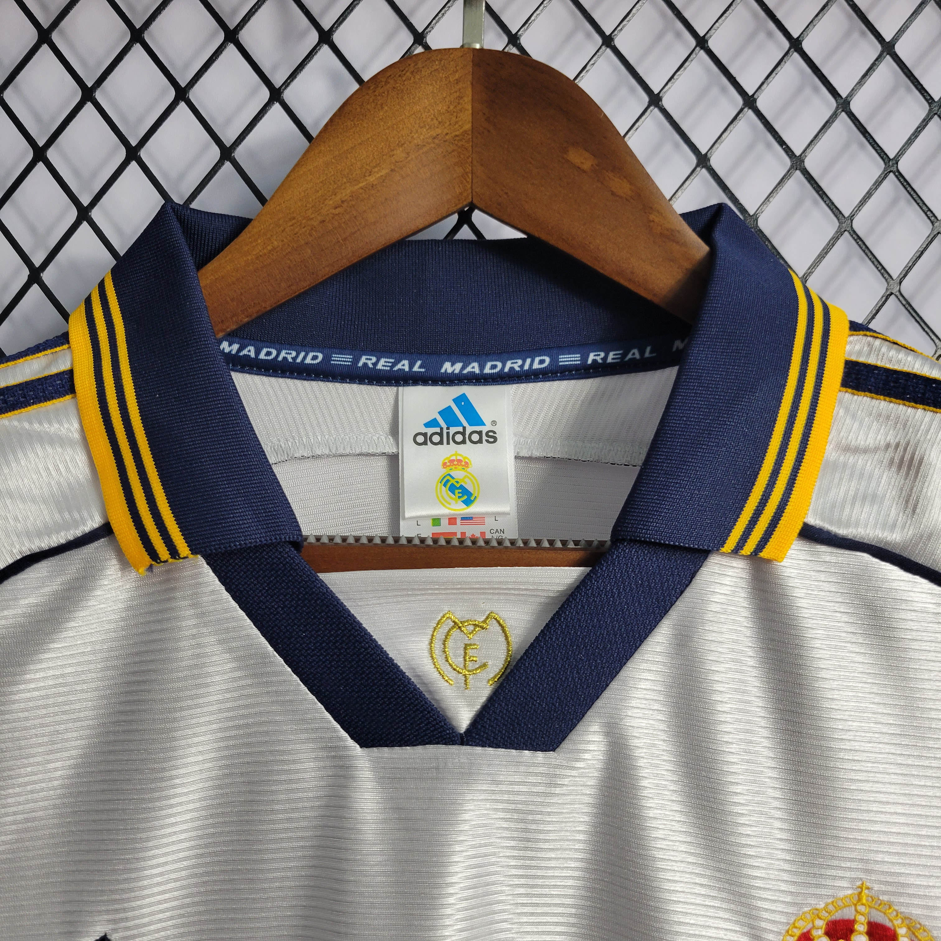 1998/2000 Retro Real Madrid Home Football Shirt
