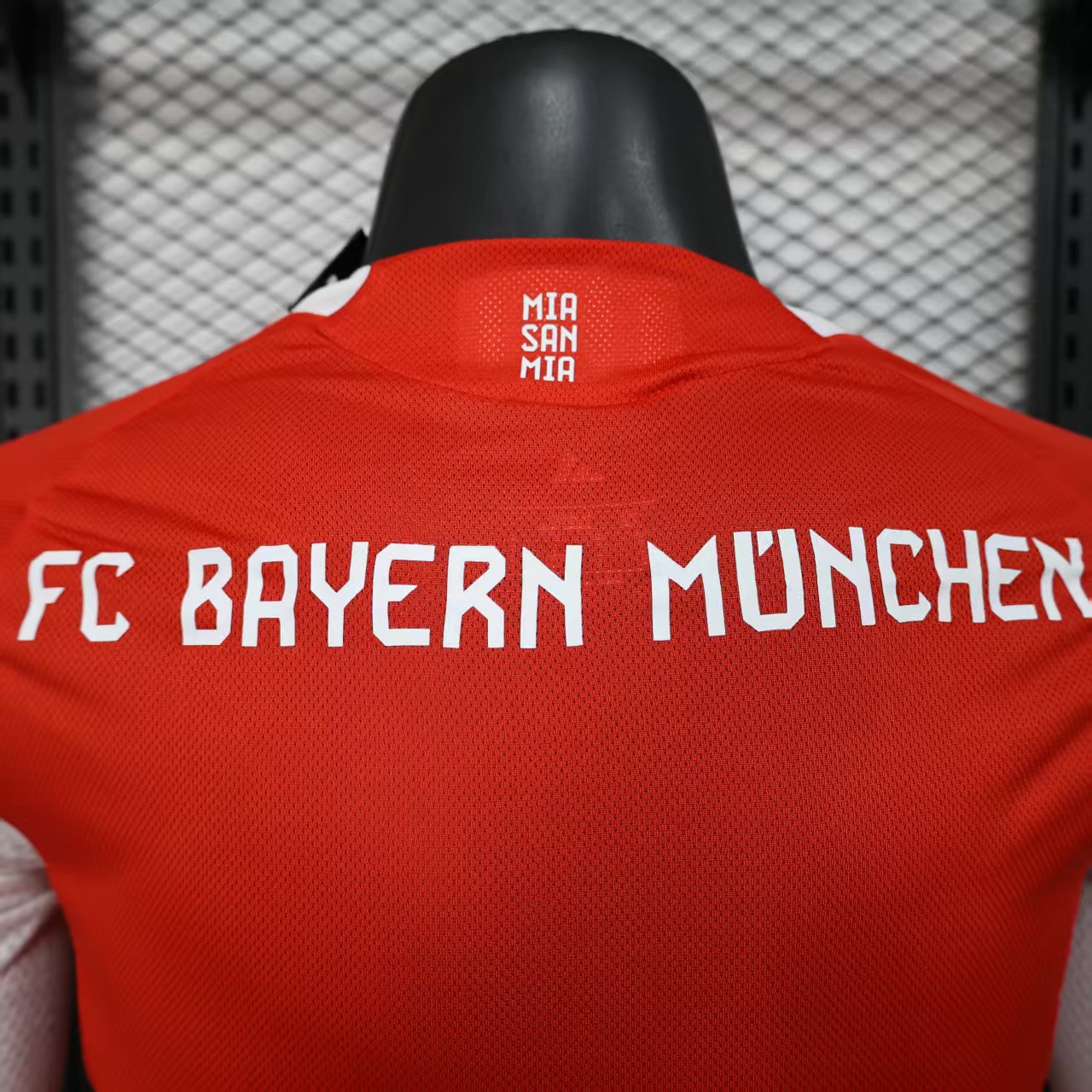2025/2026 Long Sleeve Authentic FC Bayern Munich Home Football Shirt