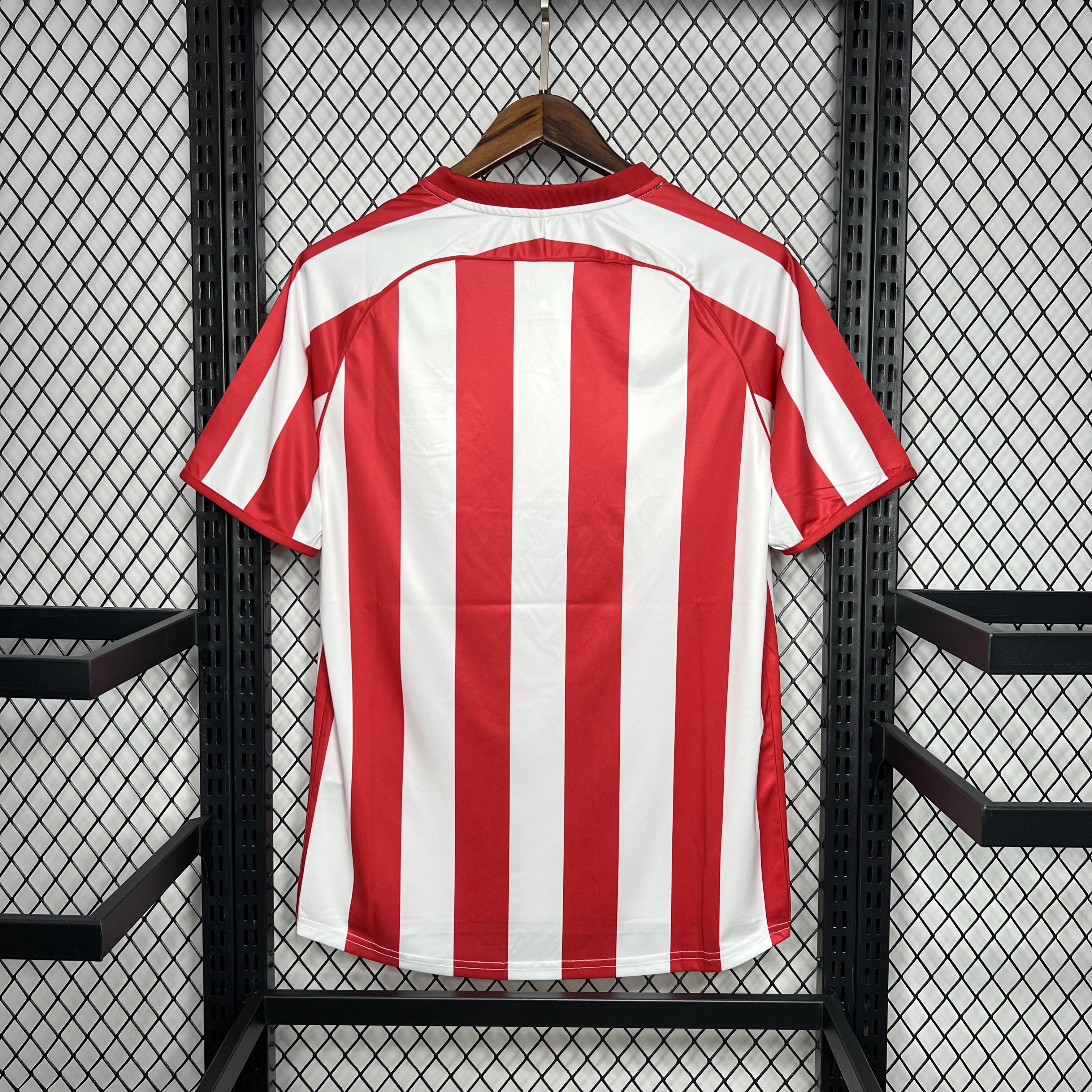 2005/2006 Retro Sunderland Home Football Shirt