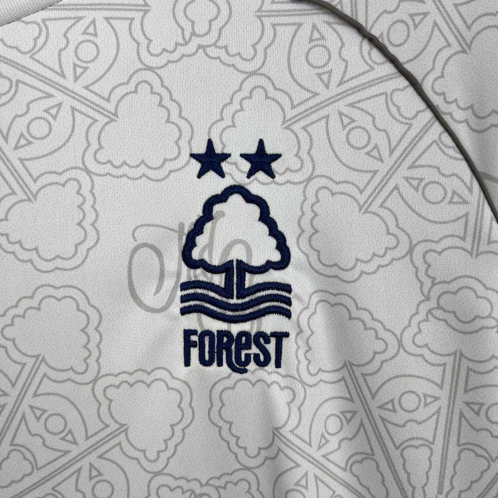 2025/2026 Nottingham Forest AwayFootball Shirt 1:1 Thai Quality