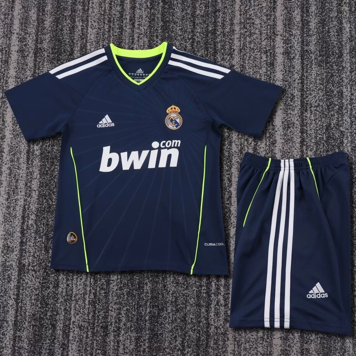 2010/2011 Retro Real Madrid AwayFootball shirt Kids Size 1:1 Thai Quality