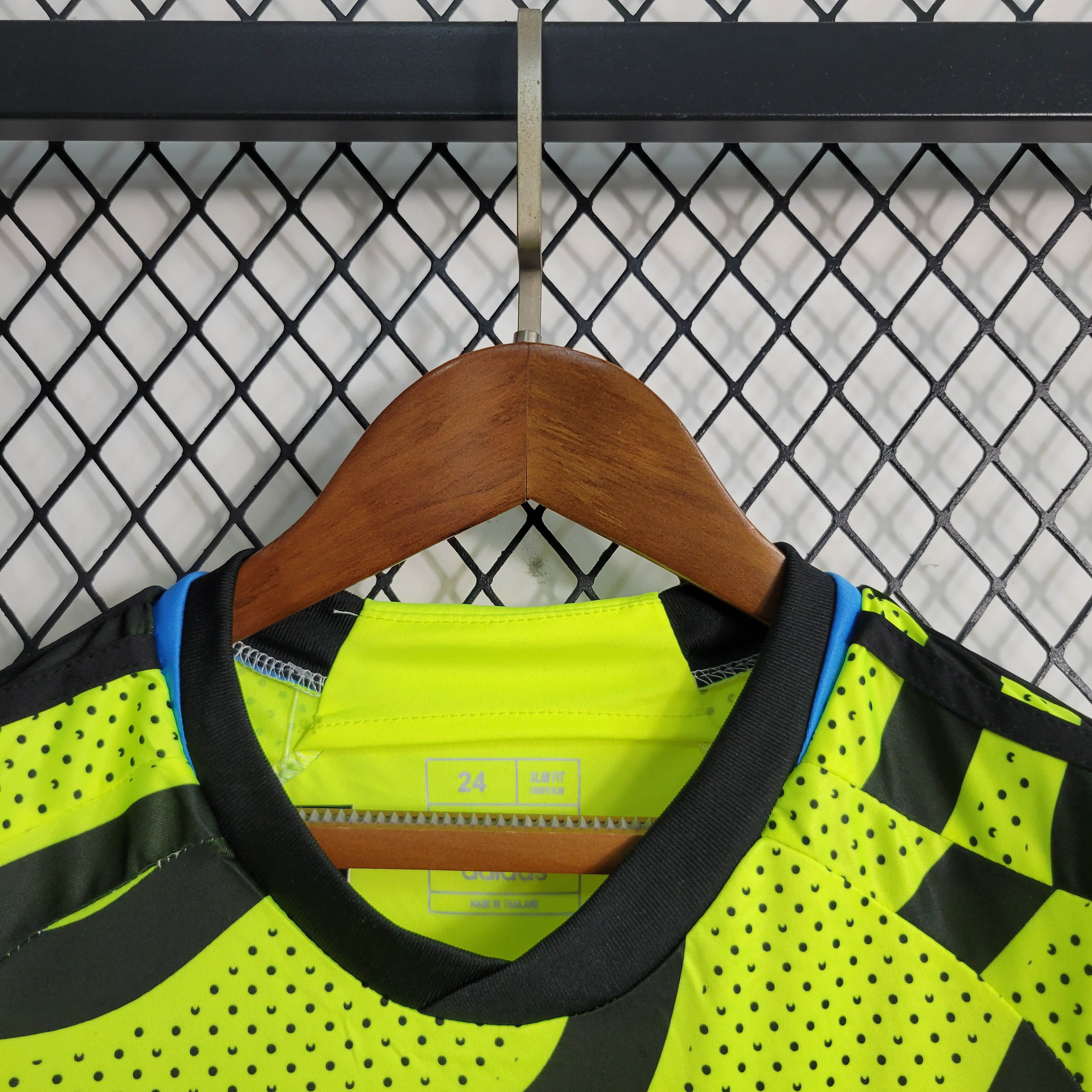 2023/2024 Arsenal Away Football Shirt Kids Size