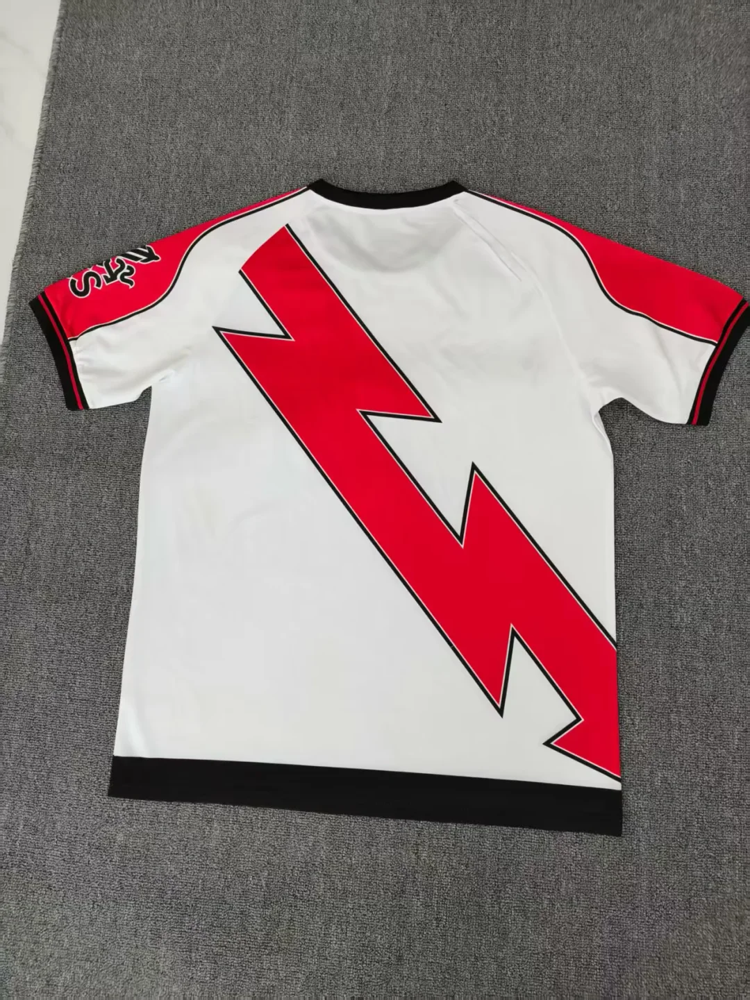 2025/2026 Rayo Vallecano HomeFootball shirt 1:1 Thai Quality