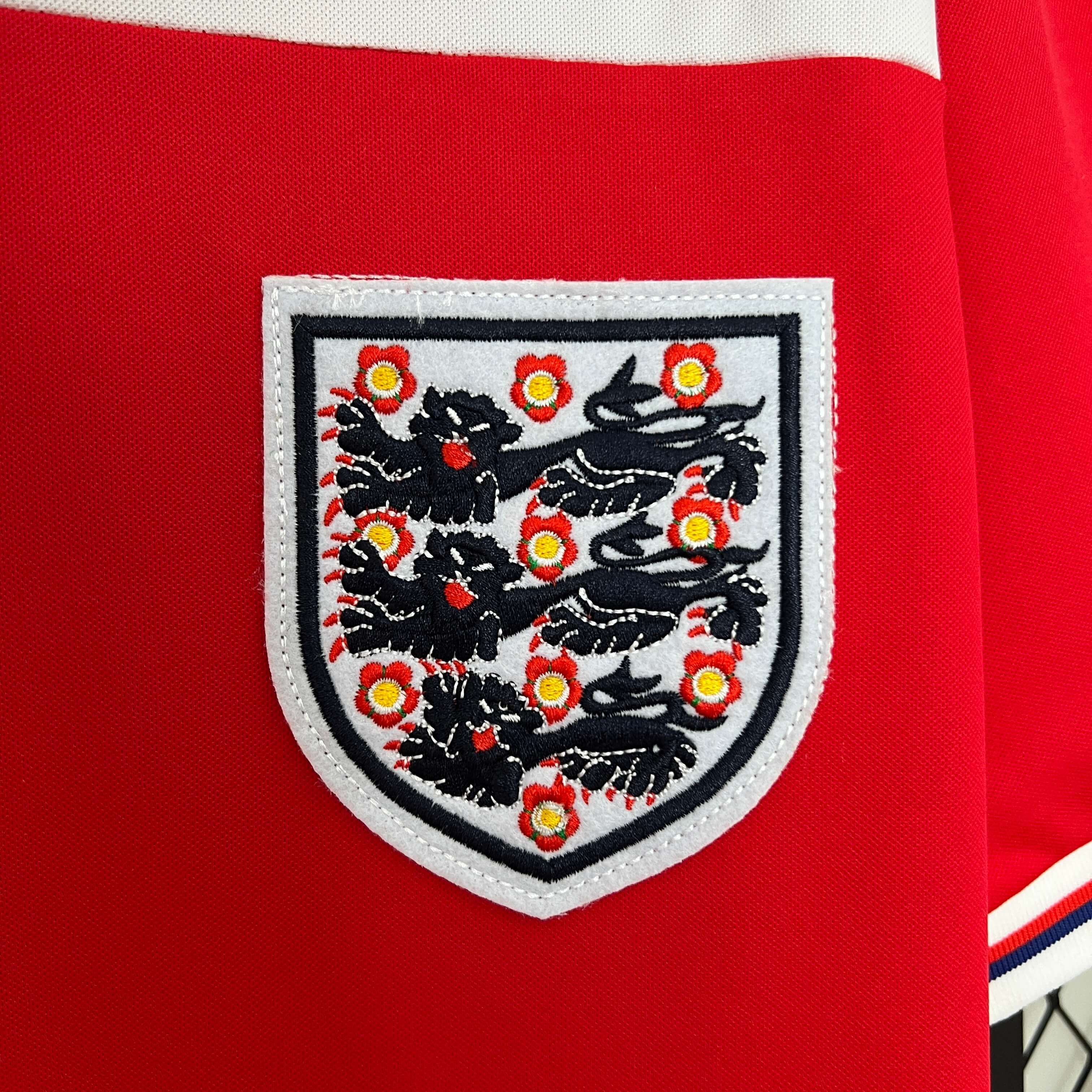 1982 Retro England Away Football Shirt