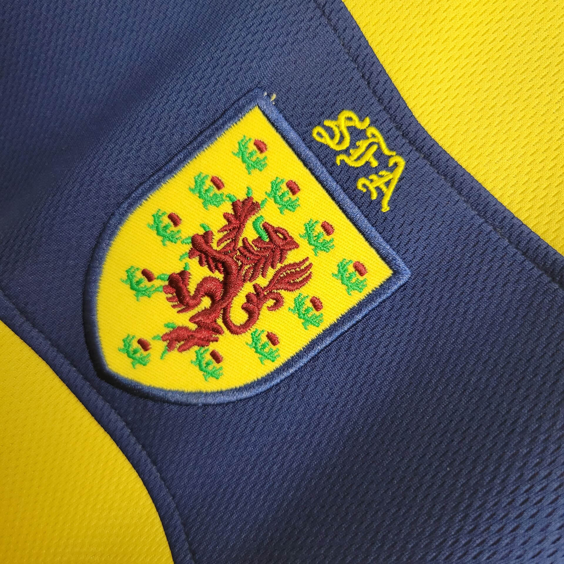 2002 Retro Scotland Away Football Shirt