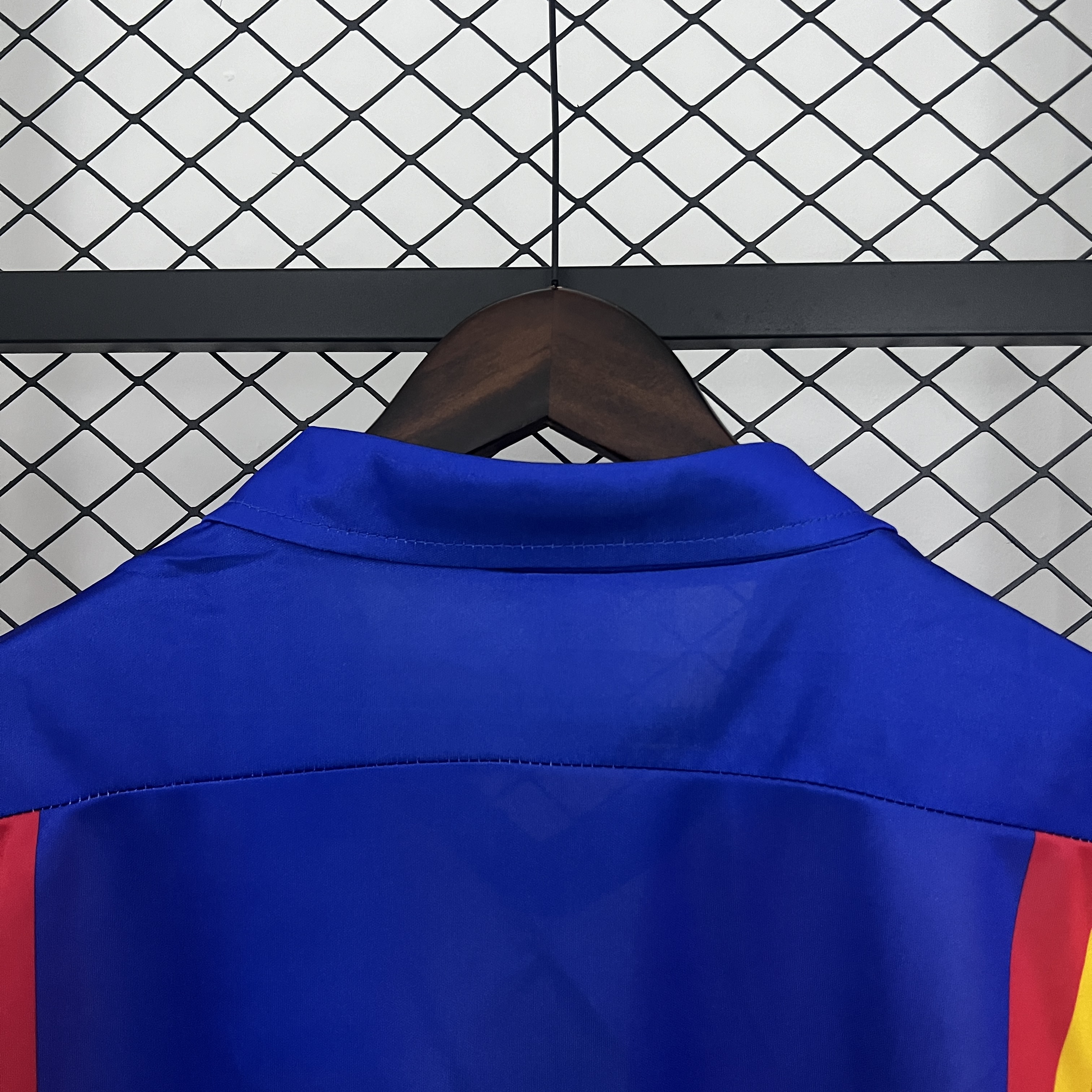 1980/1982 Retro Valencia Home FootballShirt 1:1 Thai Quality!