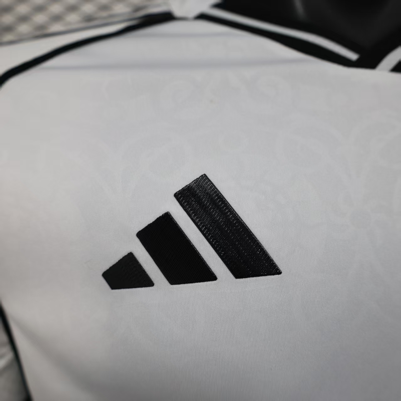 2025/2026 Player Version Fulham home Football Shirt