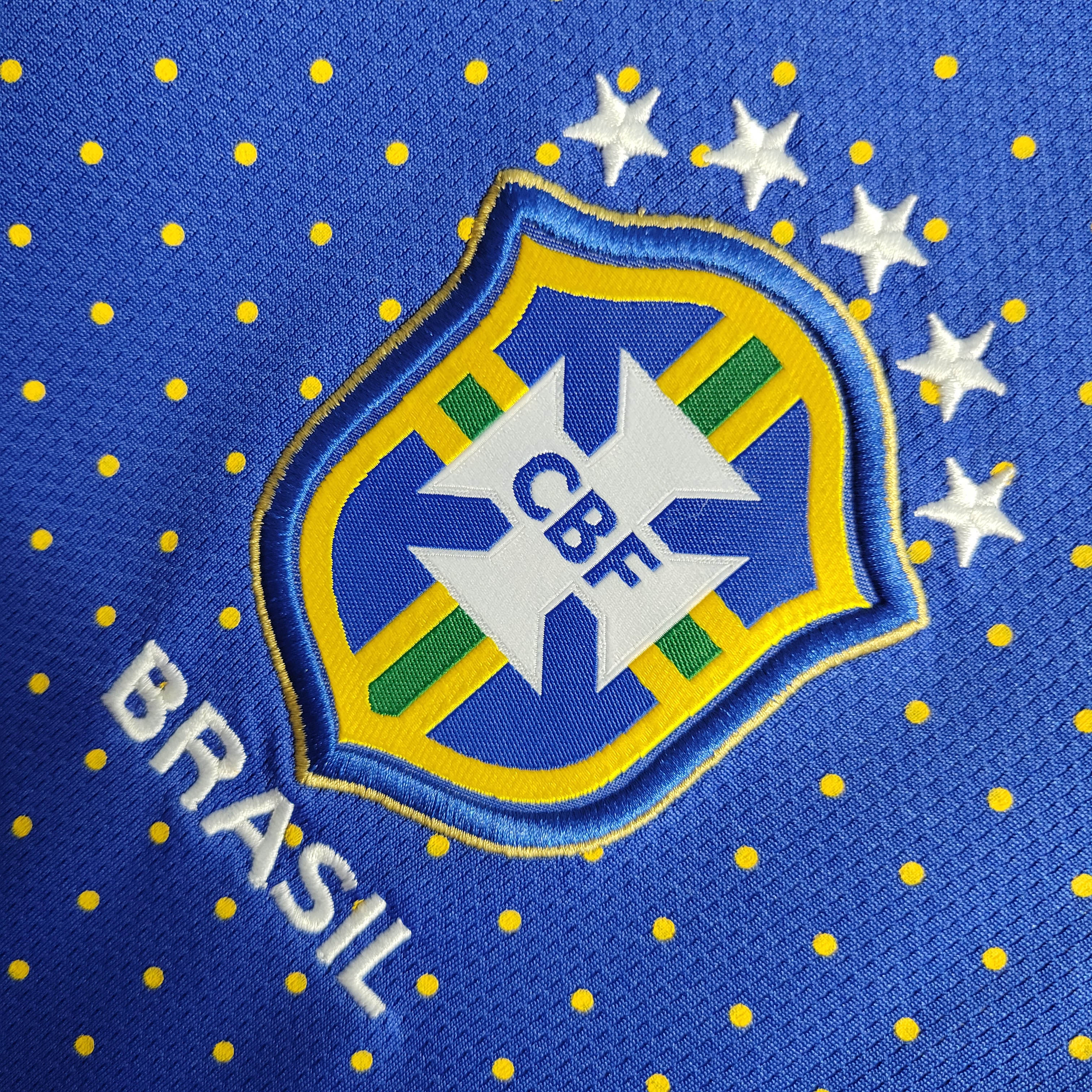2010 Retro Brazil Away Football Shirt