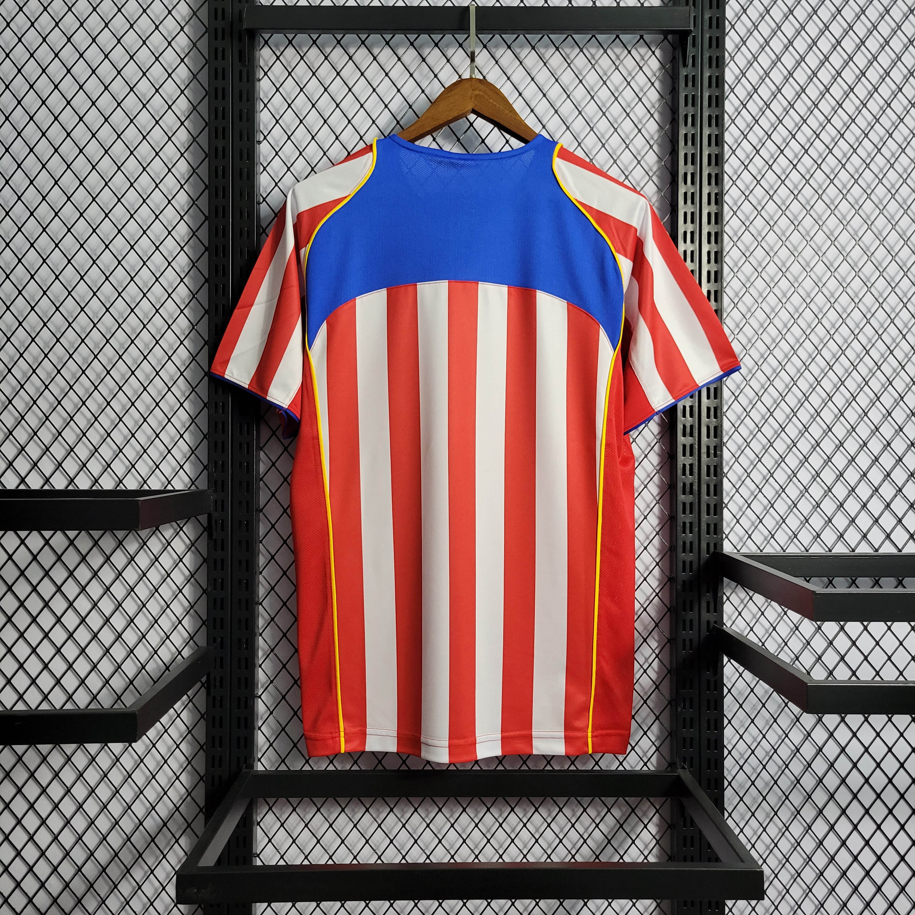 2004/2005 Retro Atletico Madrid Home Football Shirt