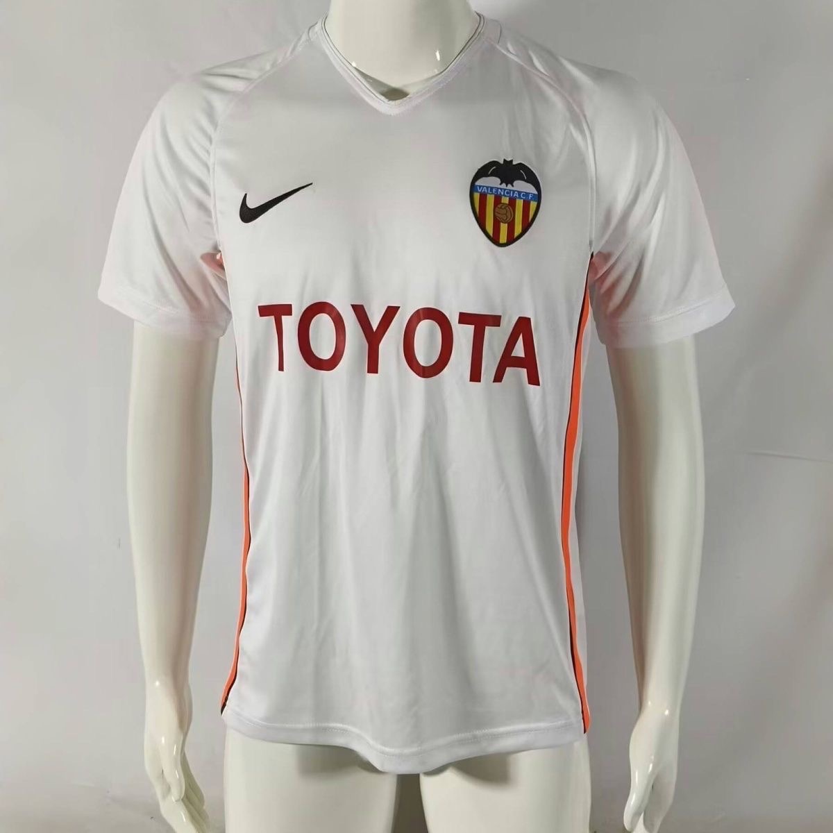 2006/2007 Retro Valencia Home Football Shirt 1:1 Thai Quality