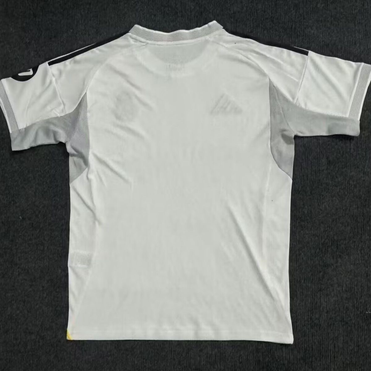 2025/2026 Real Madrid Home Football Shirt 1:1 Thai Quality