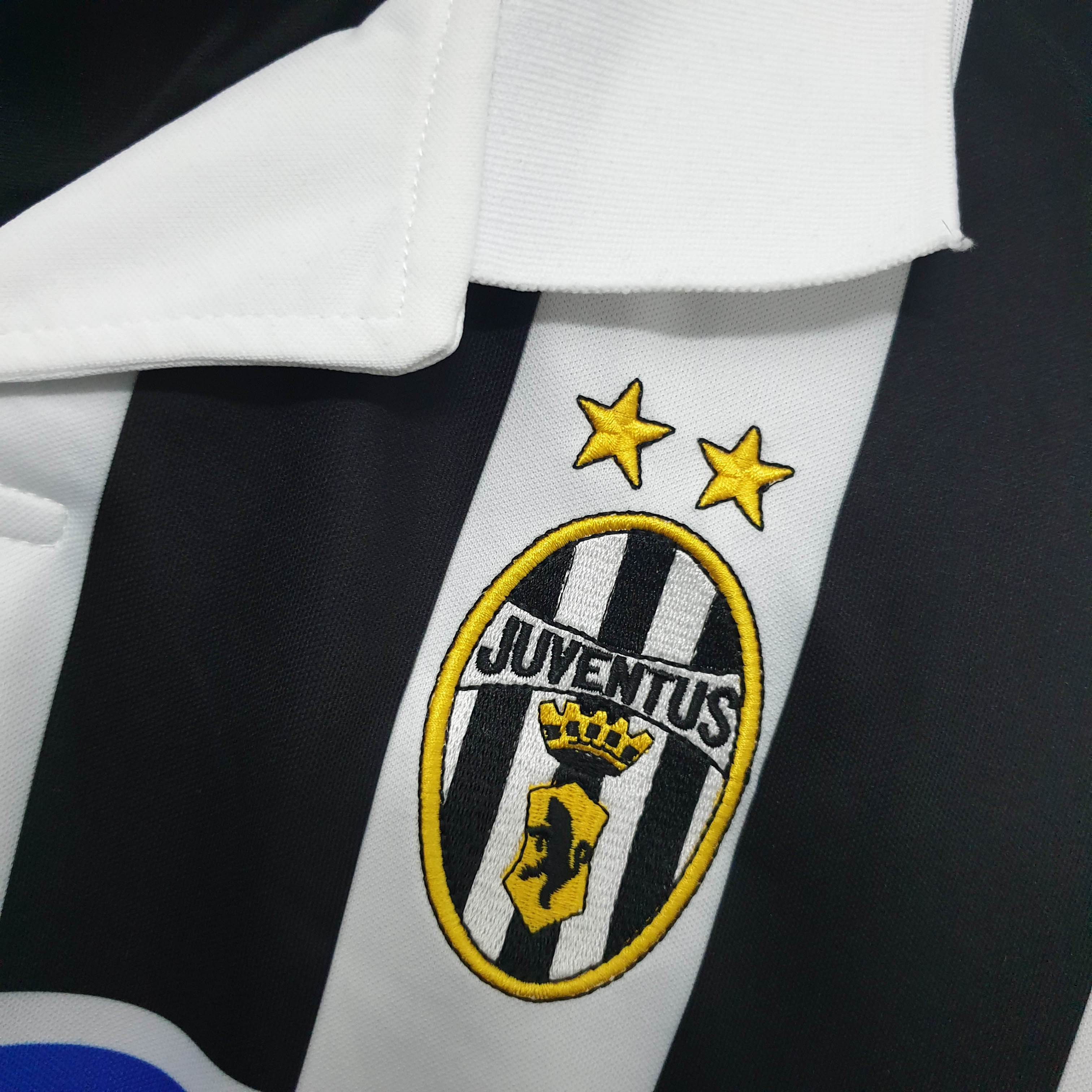 1999/2000 Retro Juventus Home Football Shirt