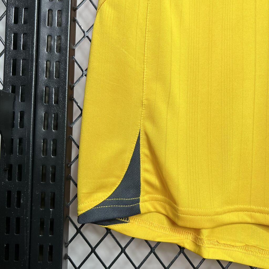 2005/2006 Retro Arsenal Away Football Shirt