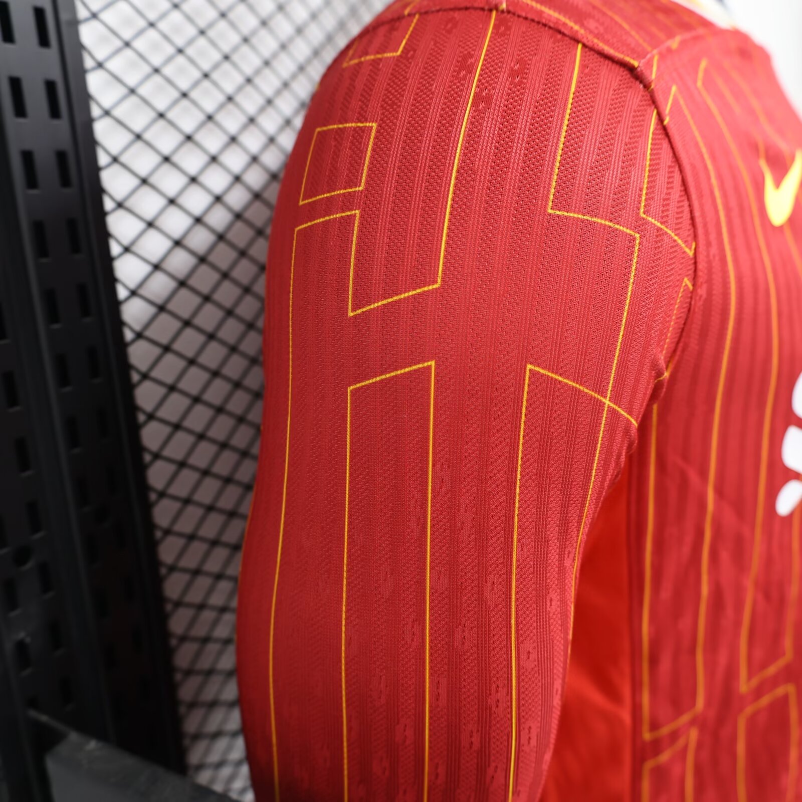 2024/2025 Player Version Long Sleeve Liverpool Home Football Shirt